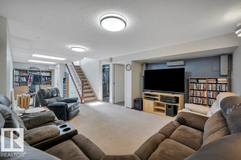 14210 22A Street Nw, Edmonton, AB