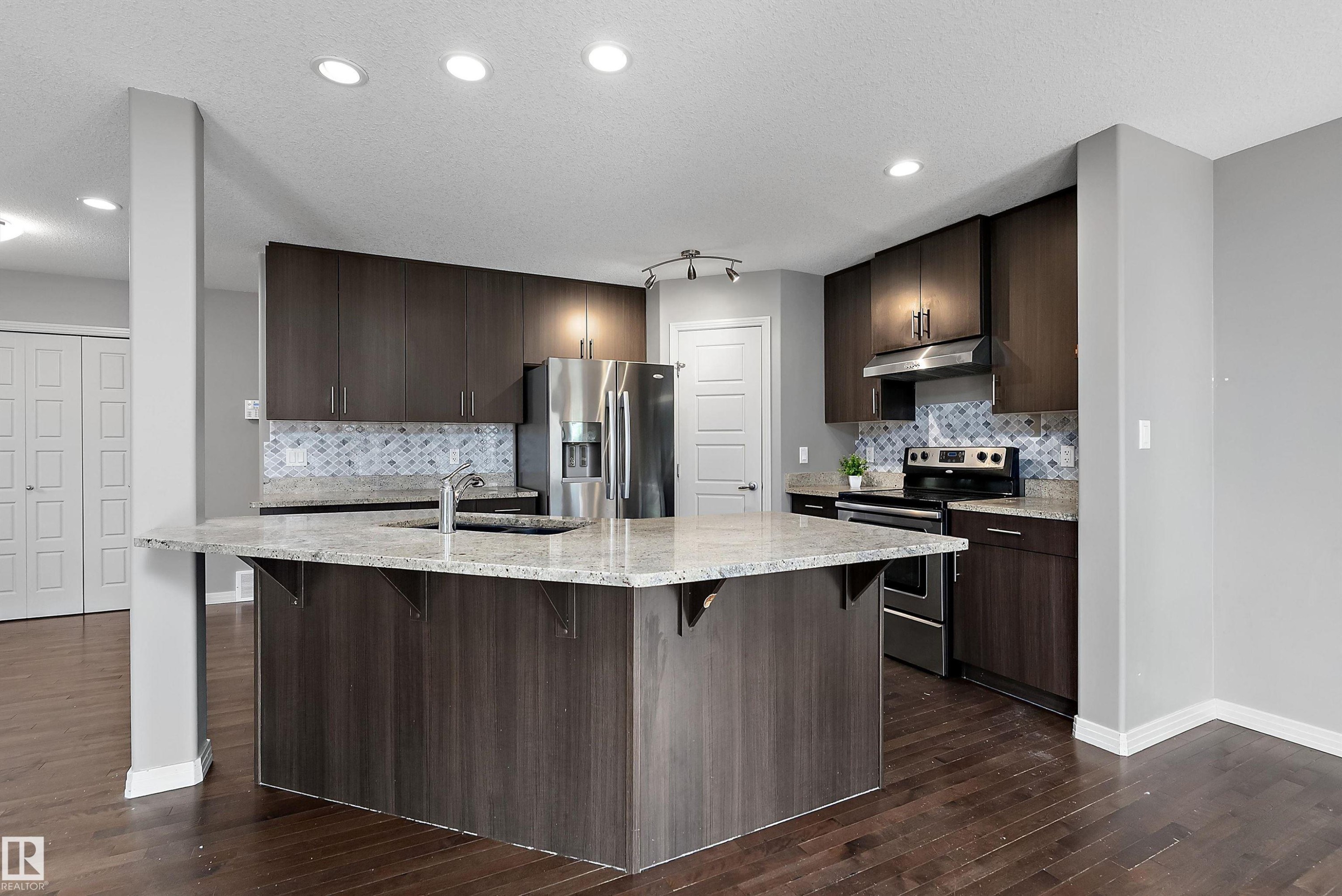 740 173 Street Sw, Edmonton, AB