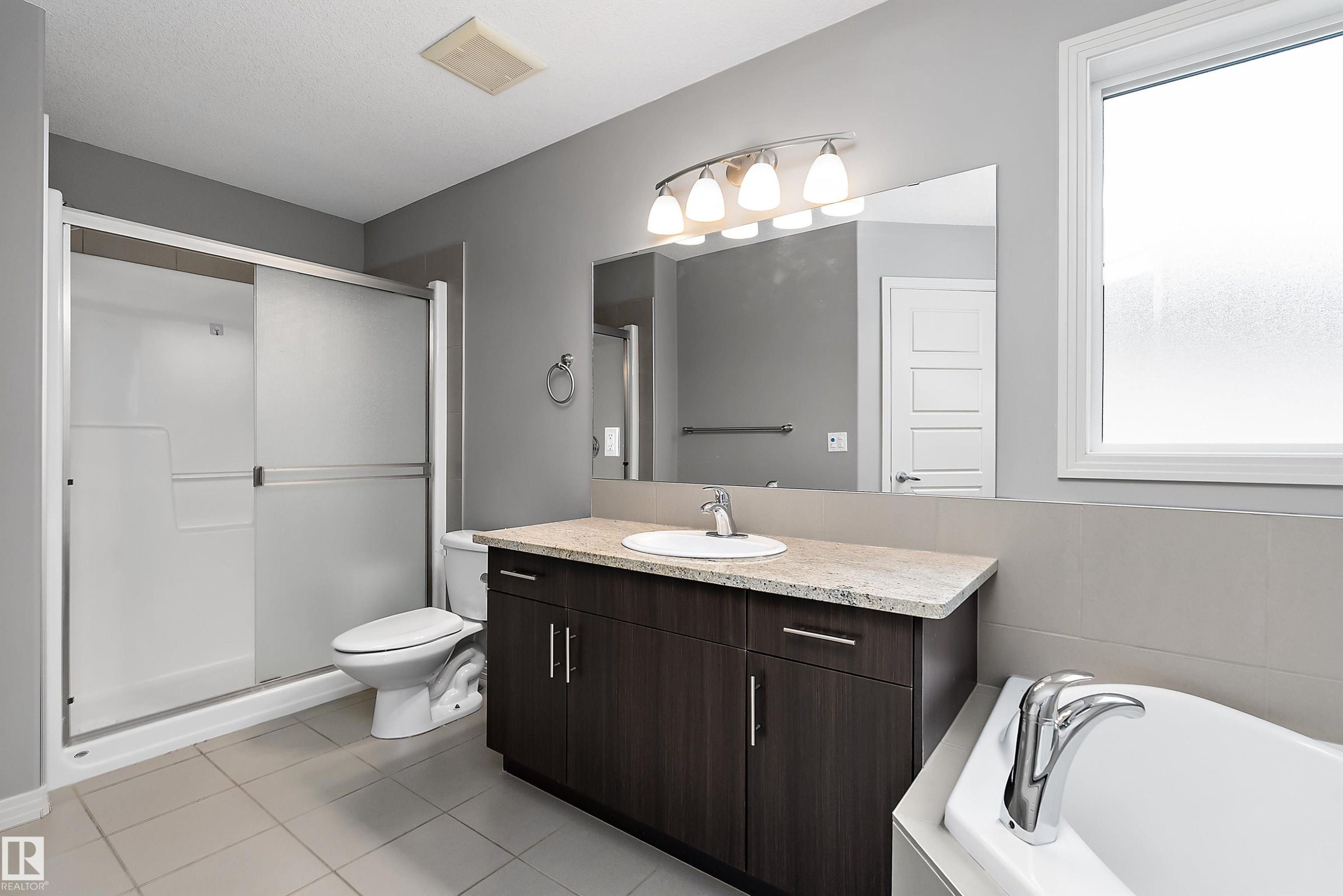 740 173 Street Sw, Edmonton, AB