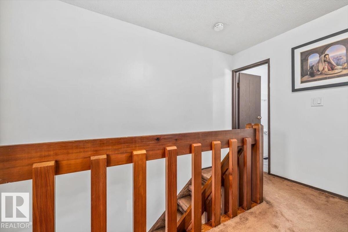 15624 123 Street Nw, Edmonton, AB - Indoor Photo Showing Other Room