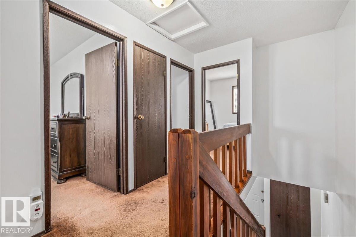 15624 123 Street Nw, Edmonton, AB - Indoor Photo Showing Other Room
