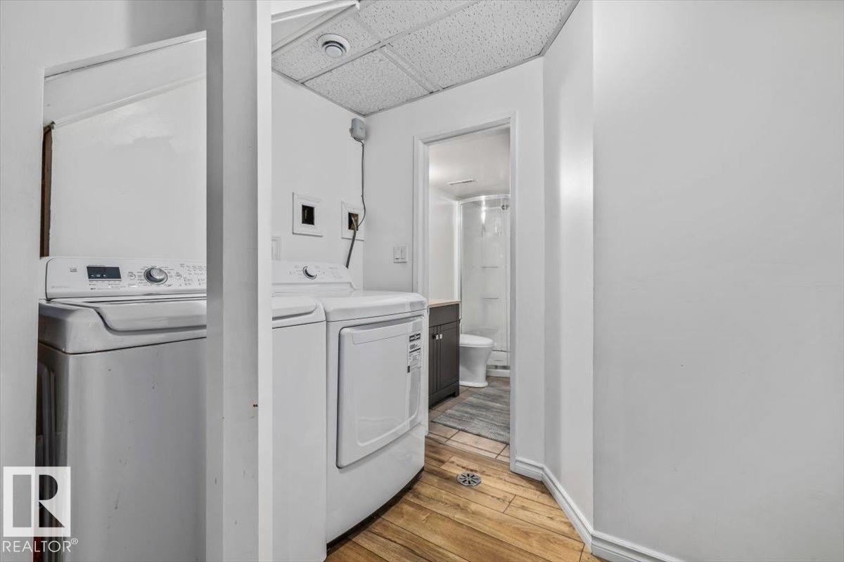 15624 123 Street Nw, Edmonton, AB - Indoor Photo Showing Laundry Room