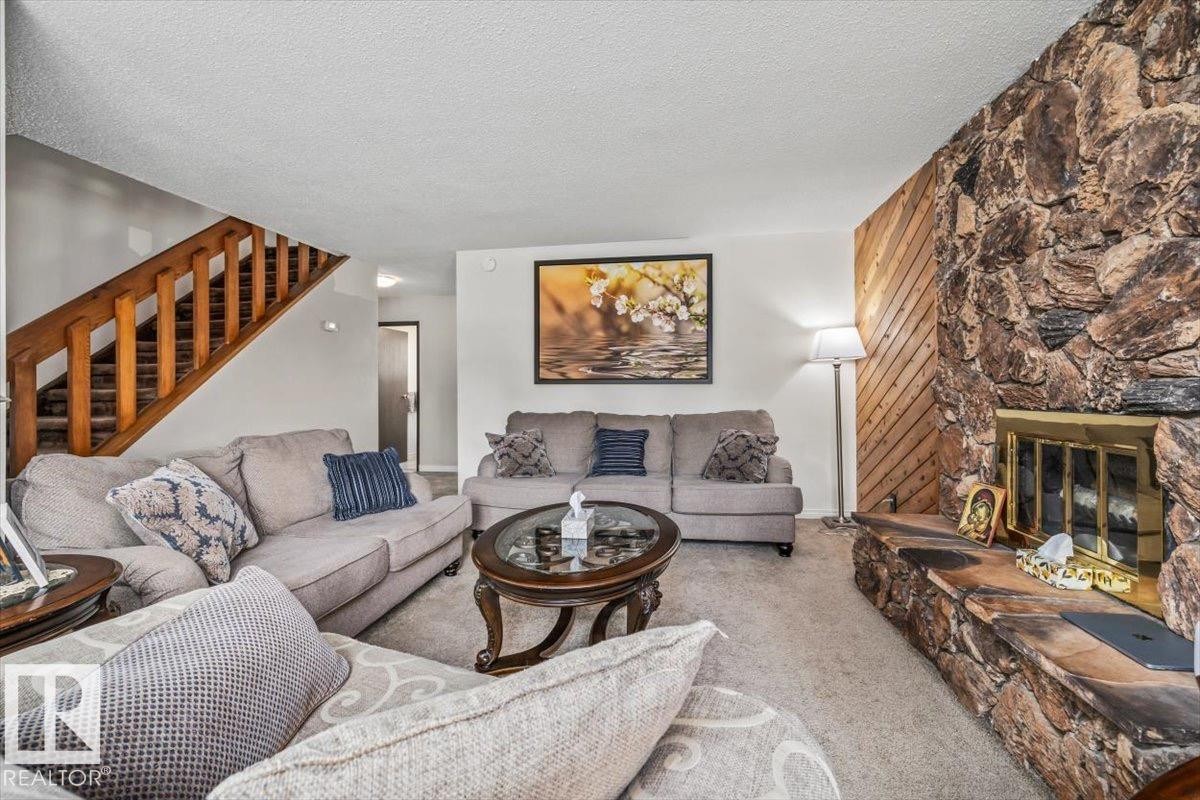 15624 123 Street Nw, Edmonton, AB - Indoor Photo Showing Living Room With Fireplace