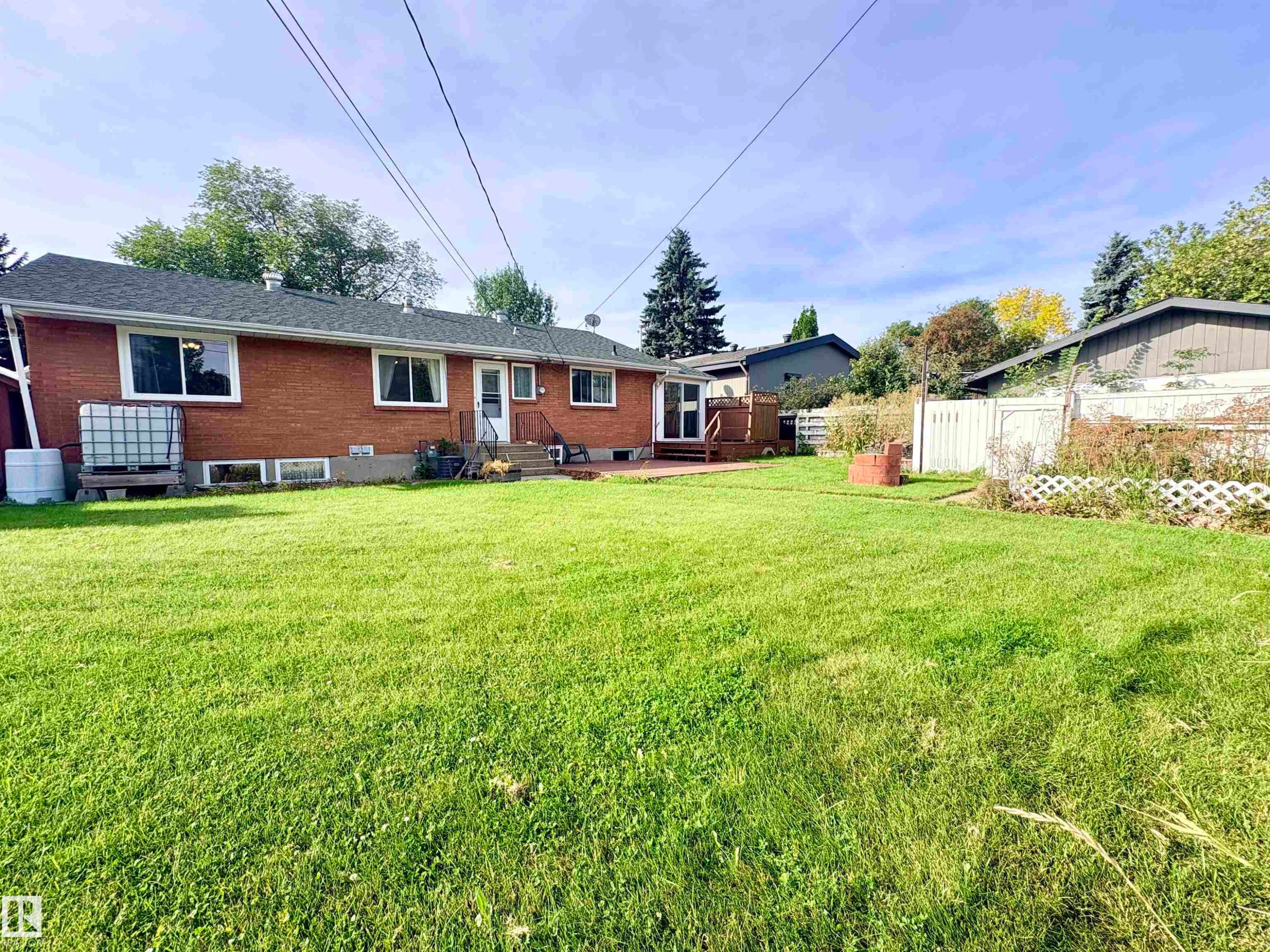 3834 110 Avenue Nw, Edmonton, AB