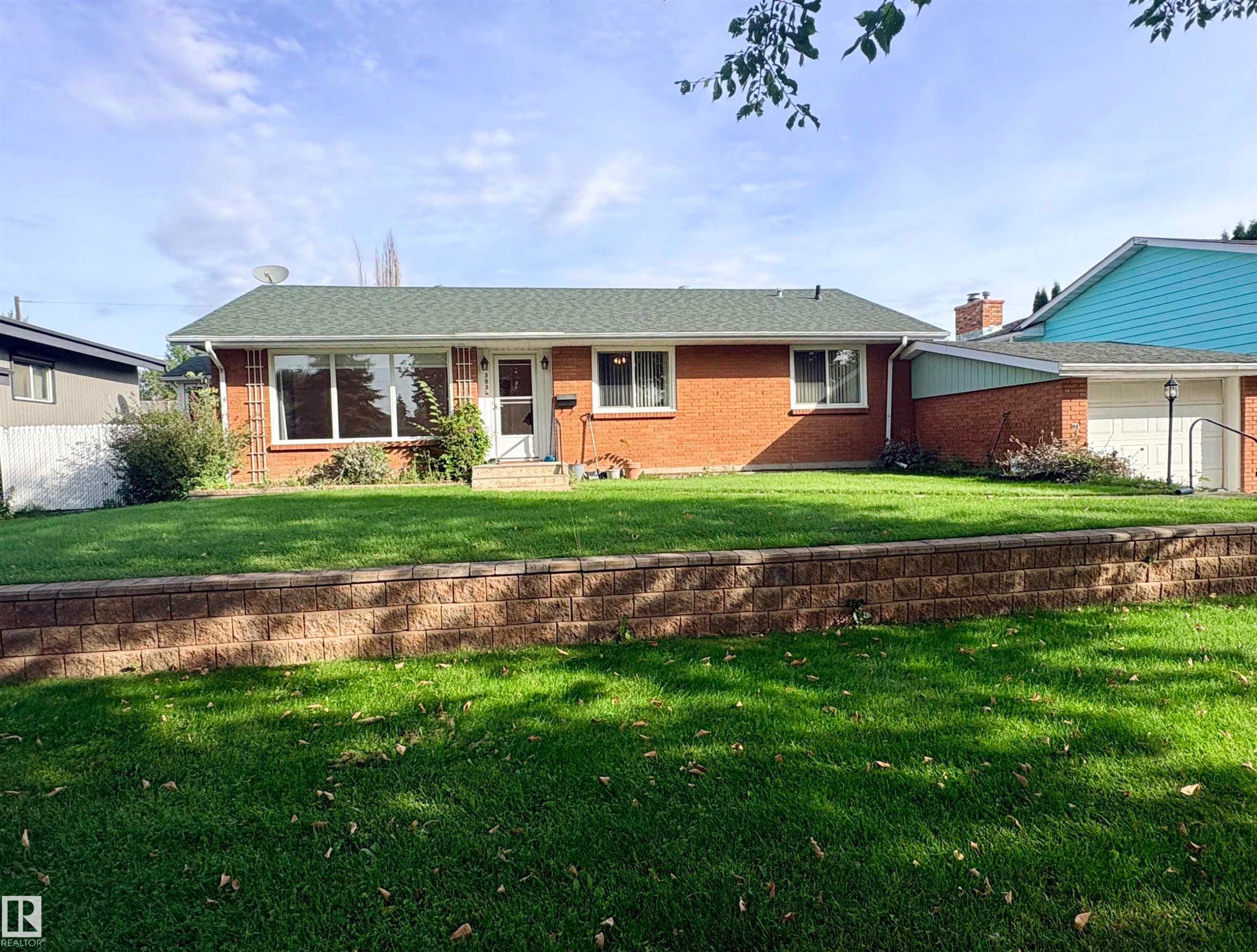 3834 110 Avenue Nw, Edmonton, AB