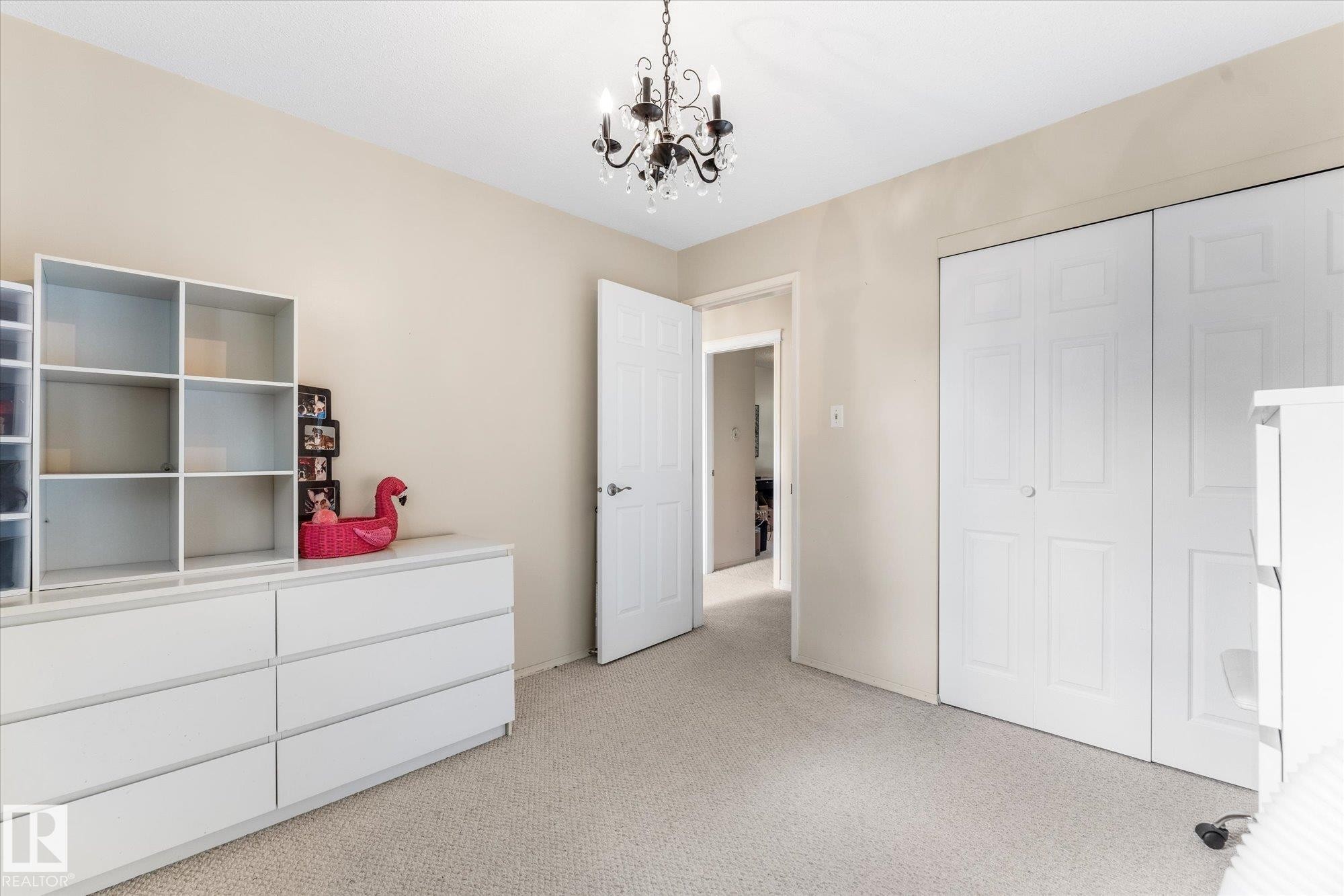 16807 98 Avenue Nw, Edmonton, AB