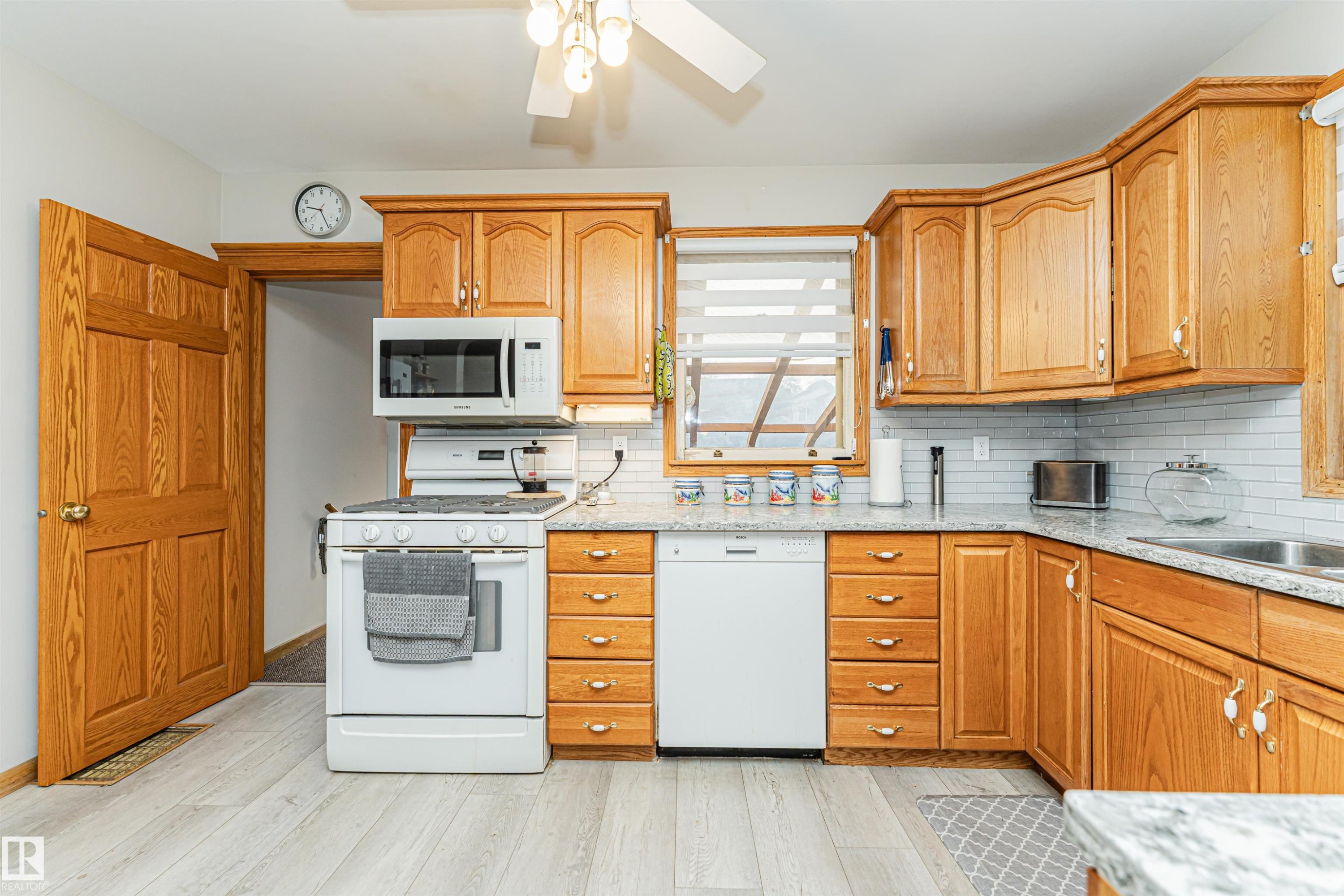 10807 136 Street Nw, Edmonton, AB