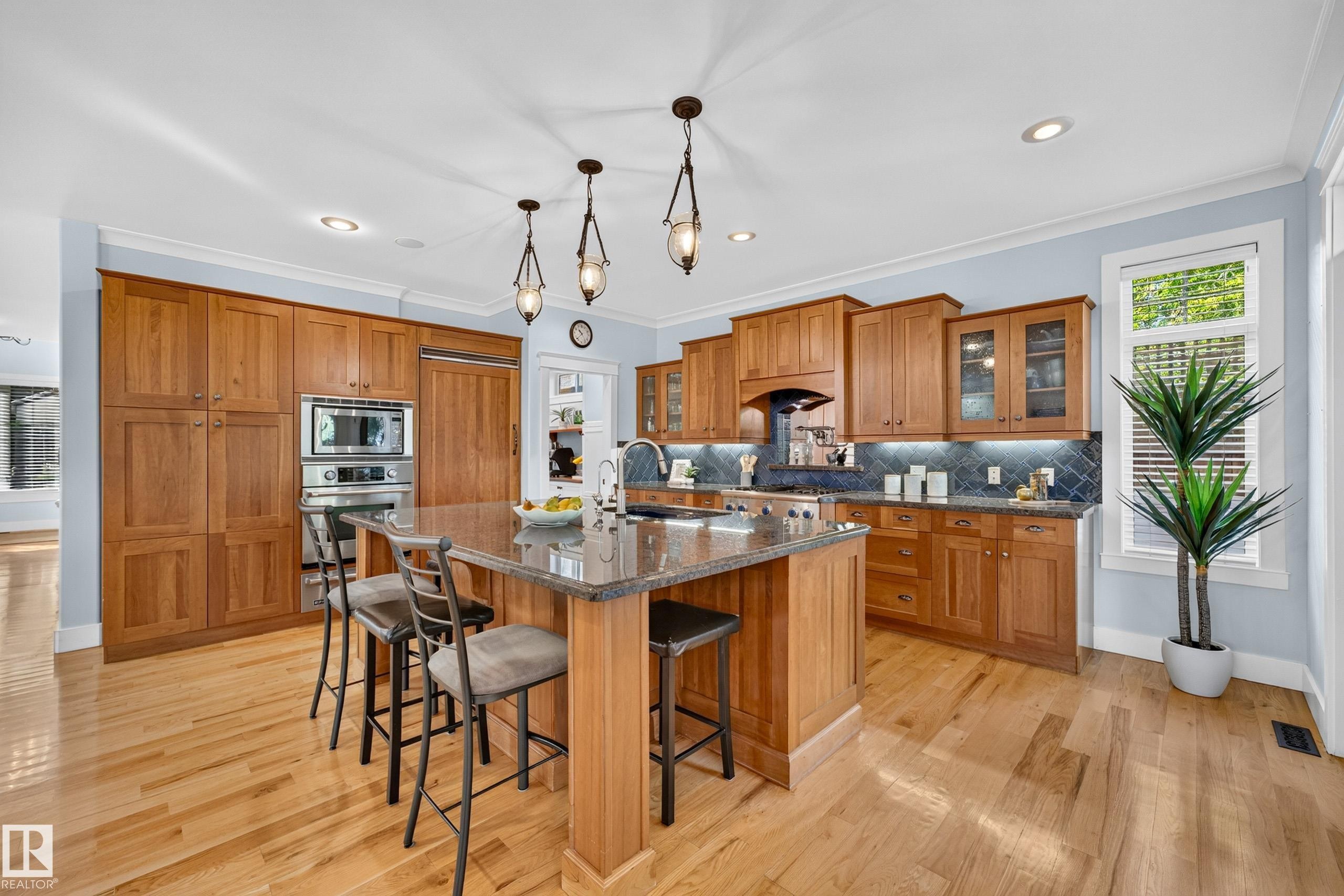 9604 95 Avenue Nw, Edmonton, AB