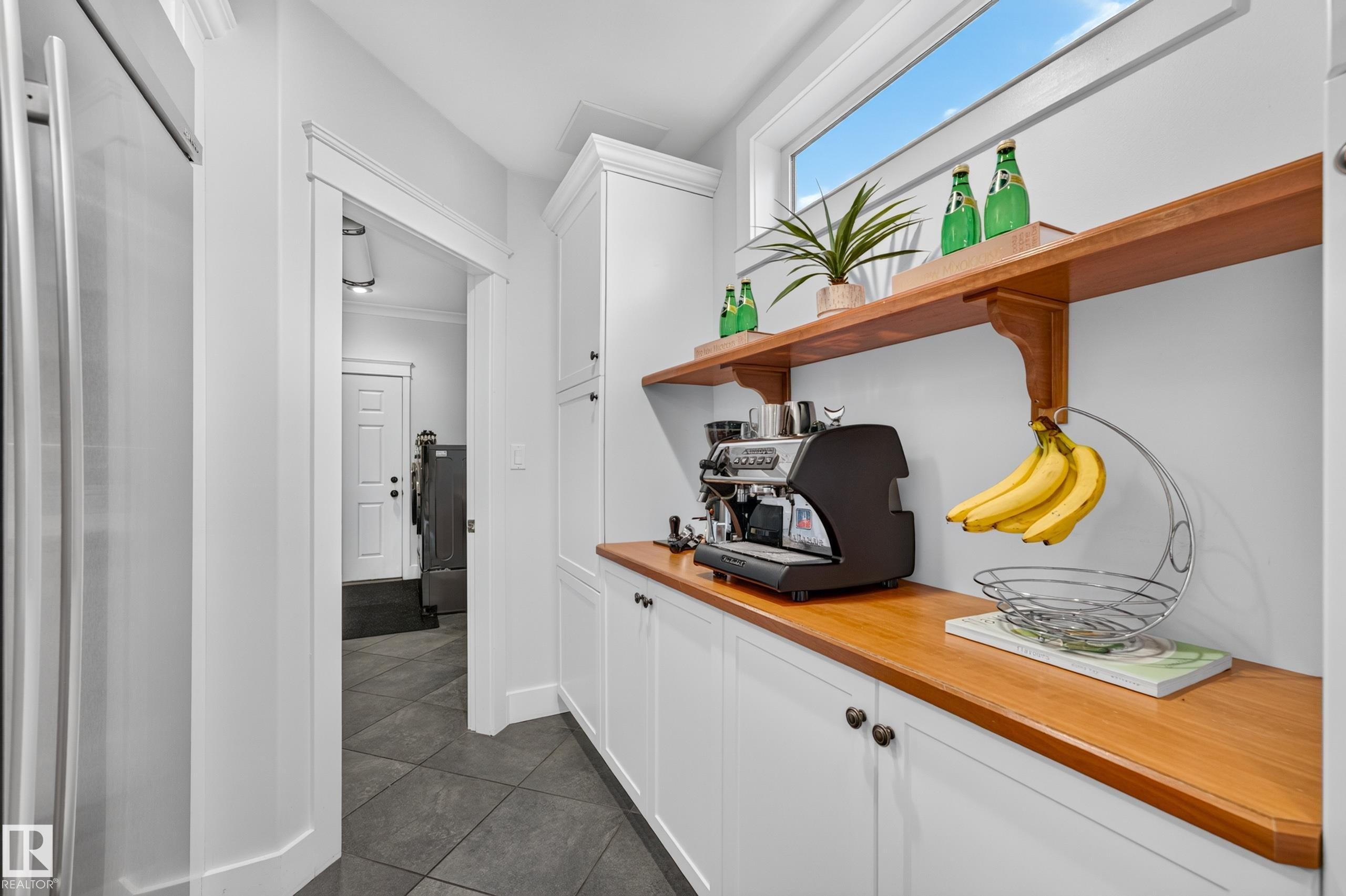 9604 95 Avenue Nw, Edmonton, AB
