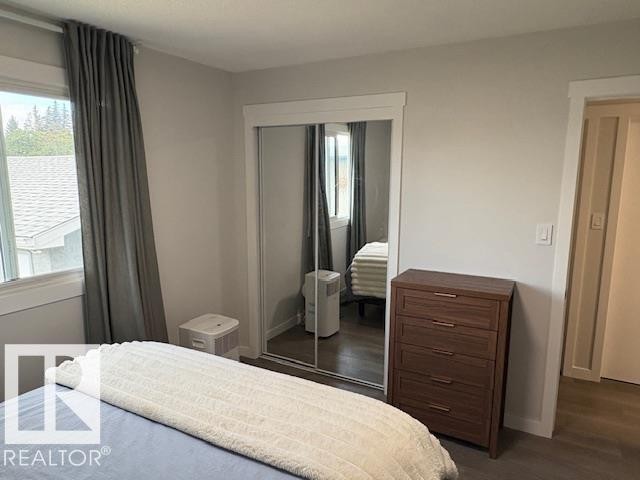 9520 150 Avenue Nw, Edmonton, AB