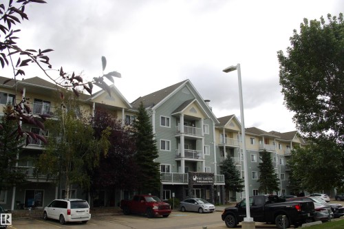 #305 70 WOODSMERE  Fort Saskatchewan, AB T8L 4R8