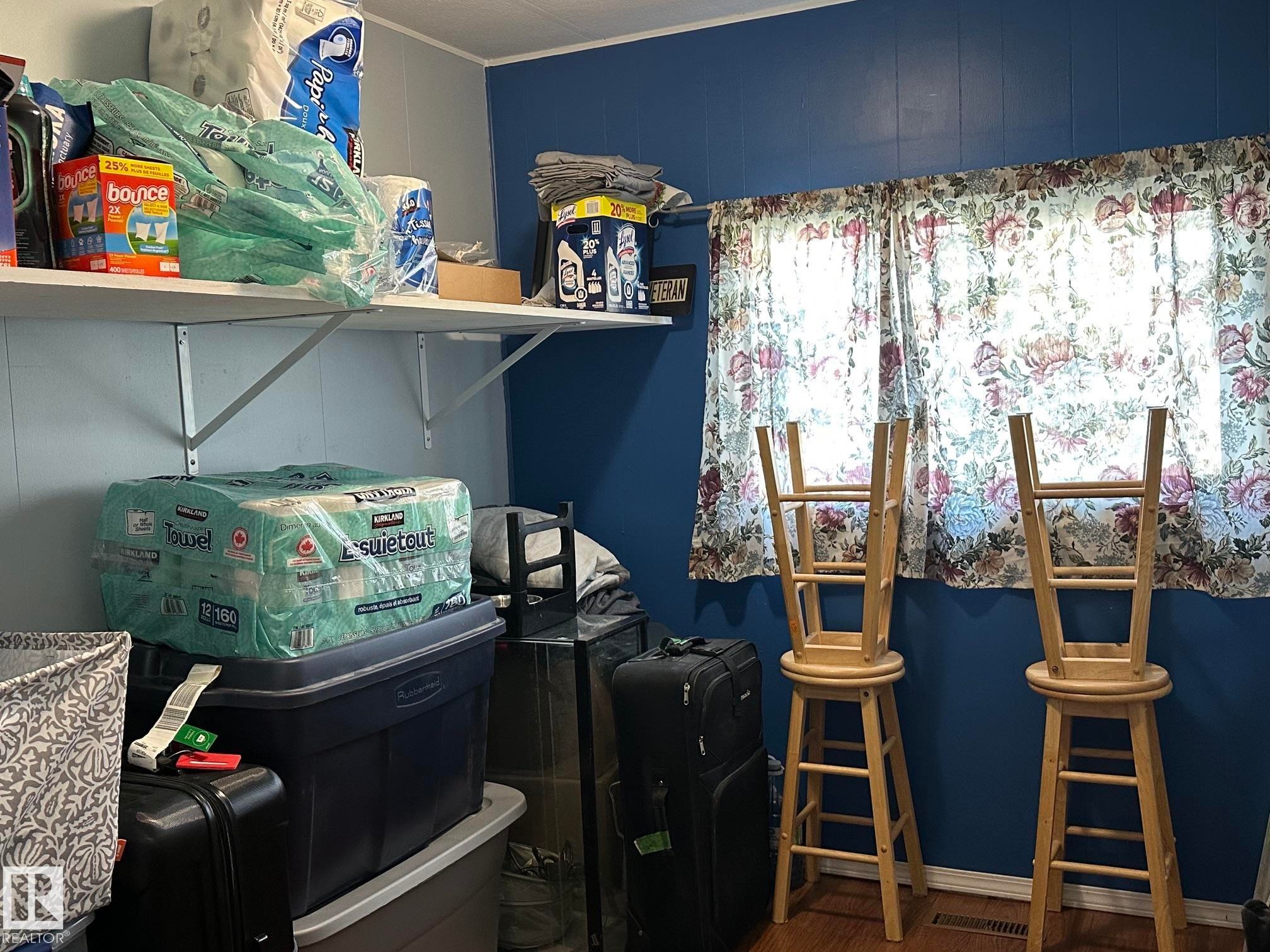#68 4204 47 St, Wetaskiwin, AB - Indoor