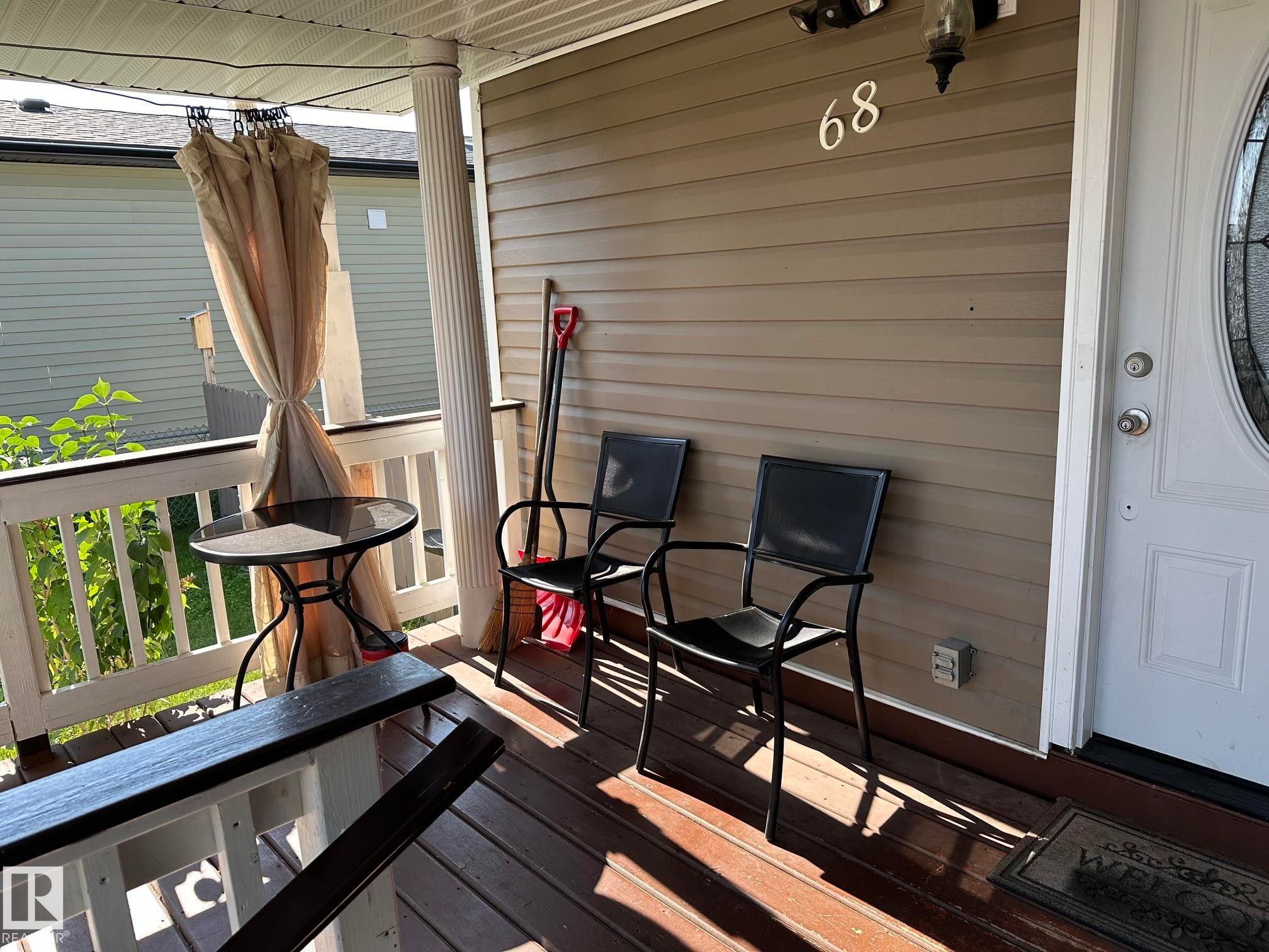 #68 4204 47 St, Wetaskiwin, AB - Outdoor With Exterior