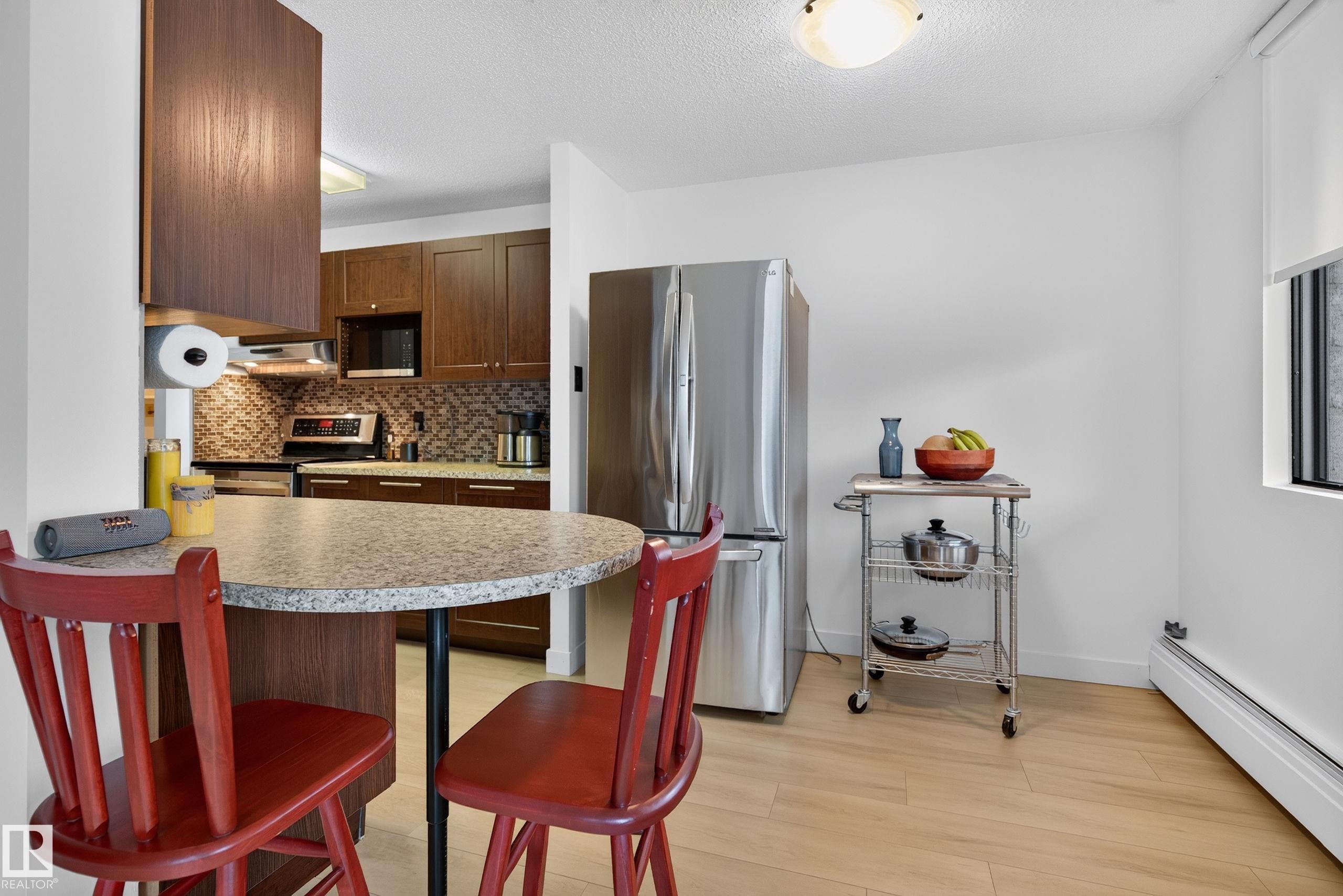#105 10160 115 St Nw, Edmonton, AB