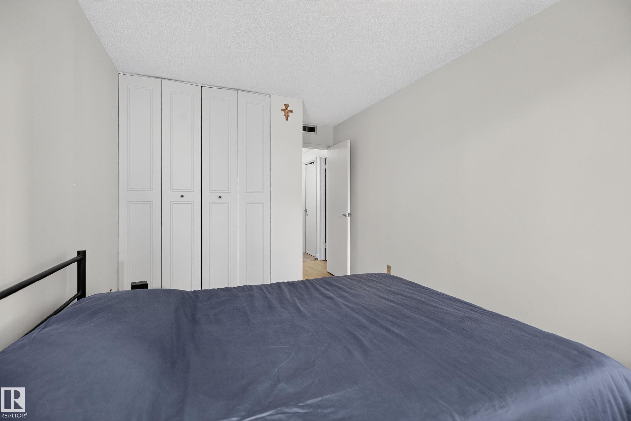 #105 10160 115 St Nw, Edmonton, AB