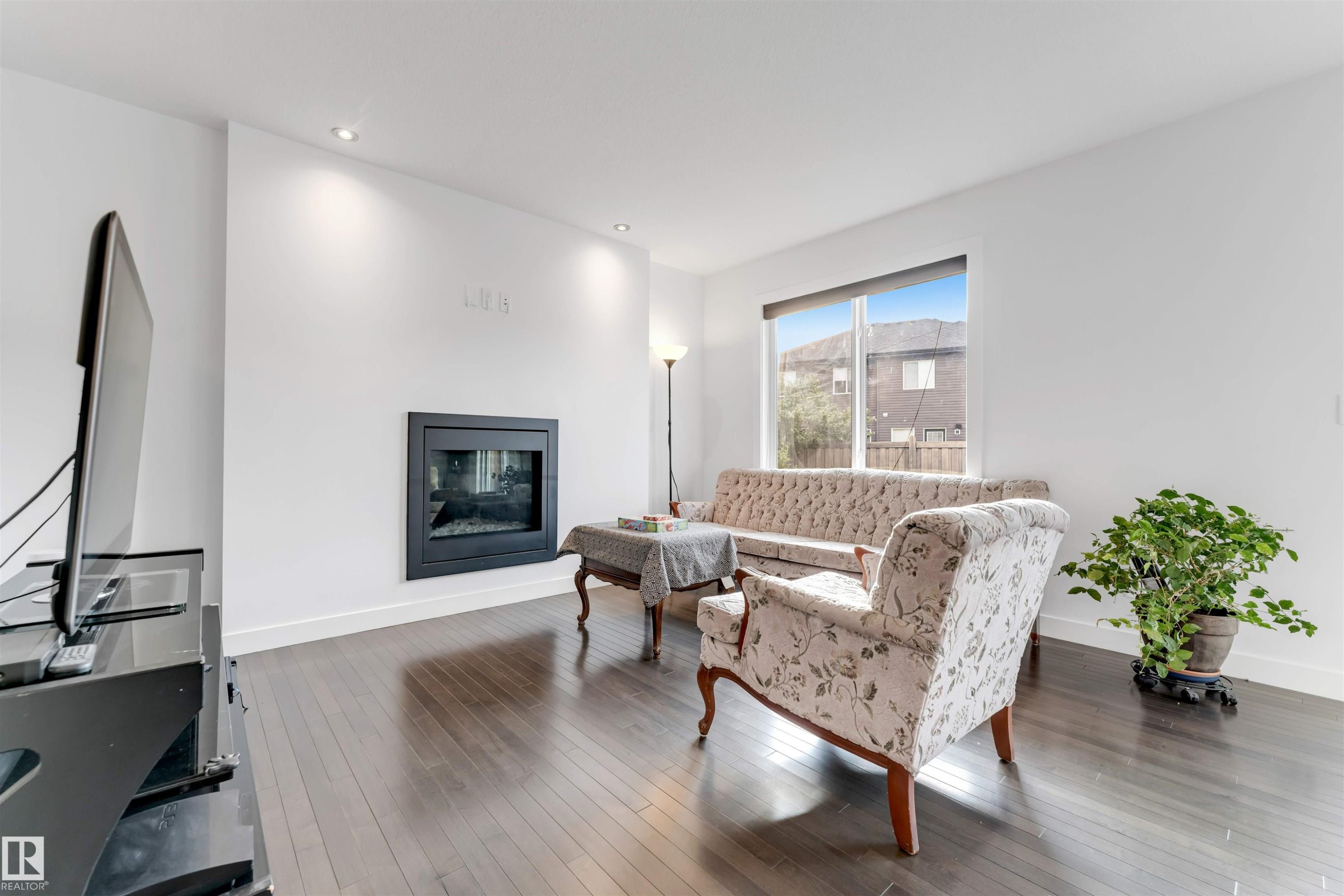 1110 176 Street Sw, Edmonton, AB