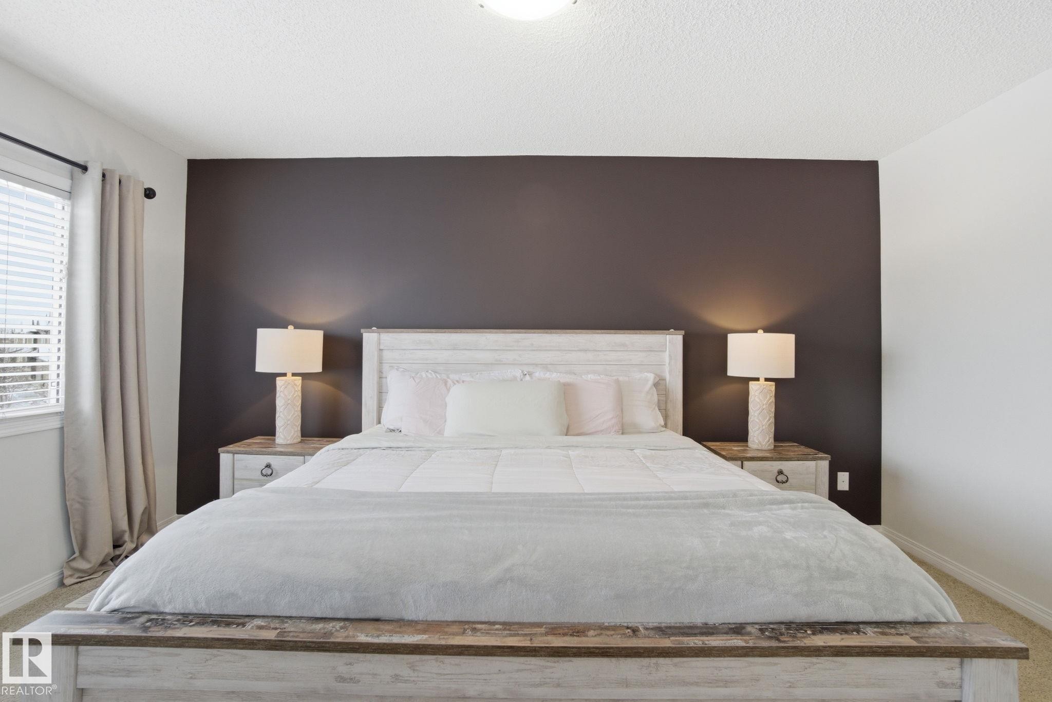 2553 Coughlan Road Sw, Edmonton, AB - Indoor Photo Showing Bedroom