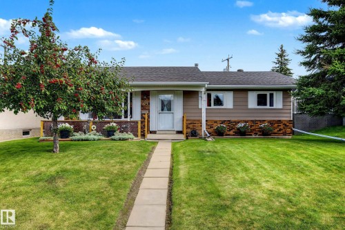 21 MALIGNE Drive   Devon, AB T9G 1P7