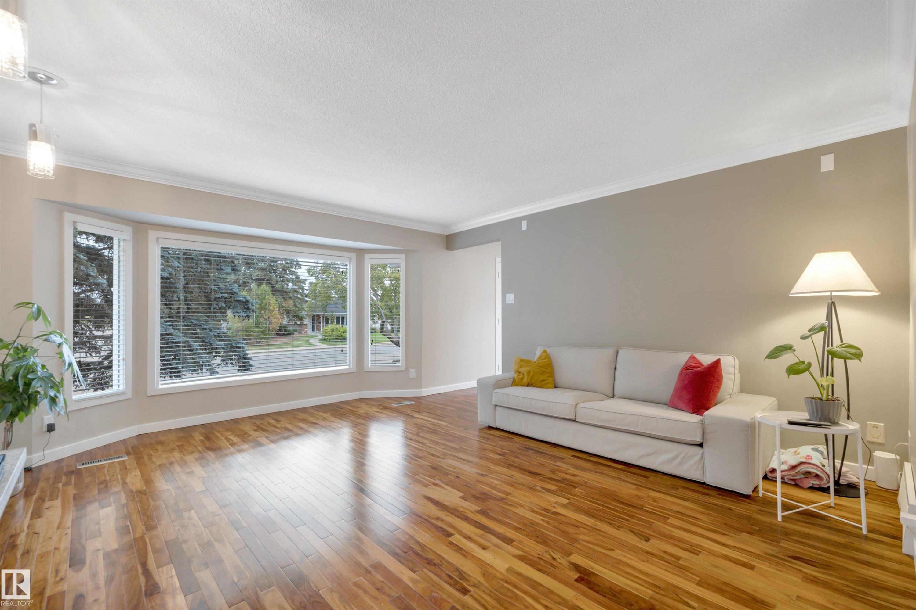 5003 143 Street Nw, Edmonton, AB