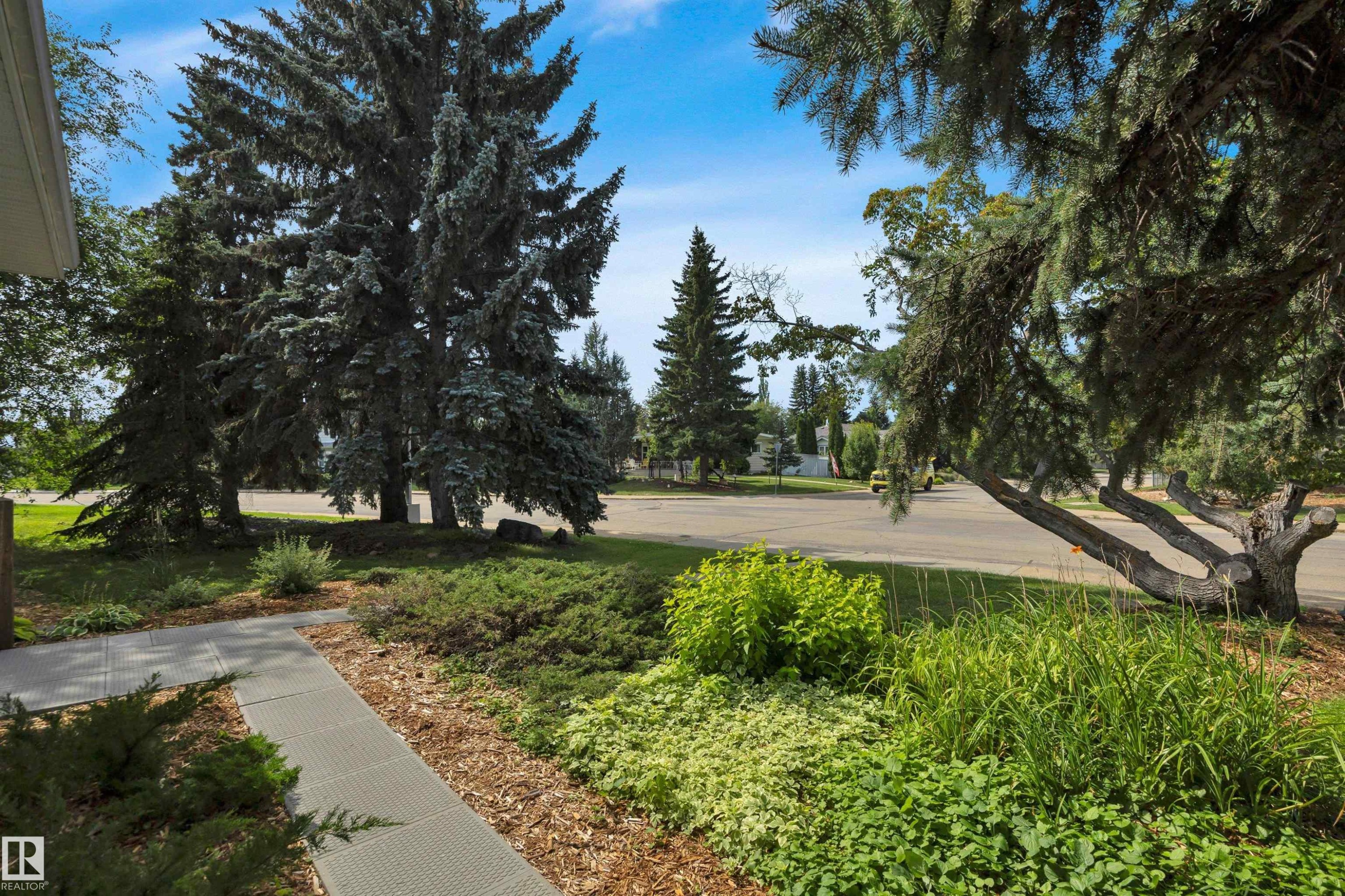 5003 143 Street Nw, Edmonton, AB