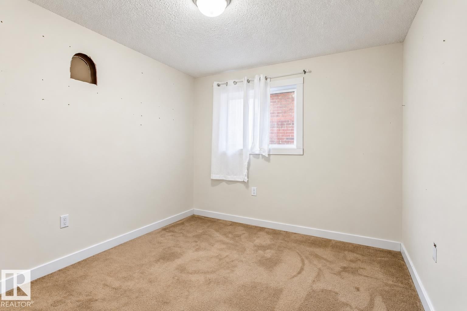 11524 81 Street Nw, Edmonton, AB