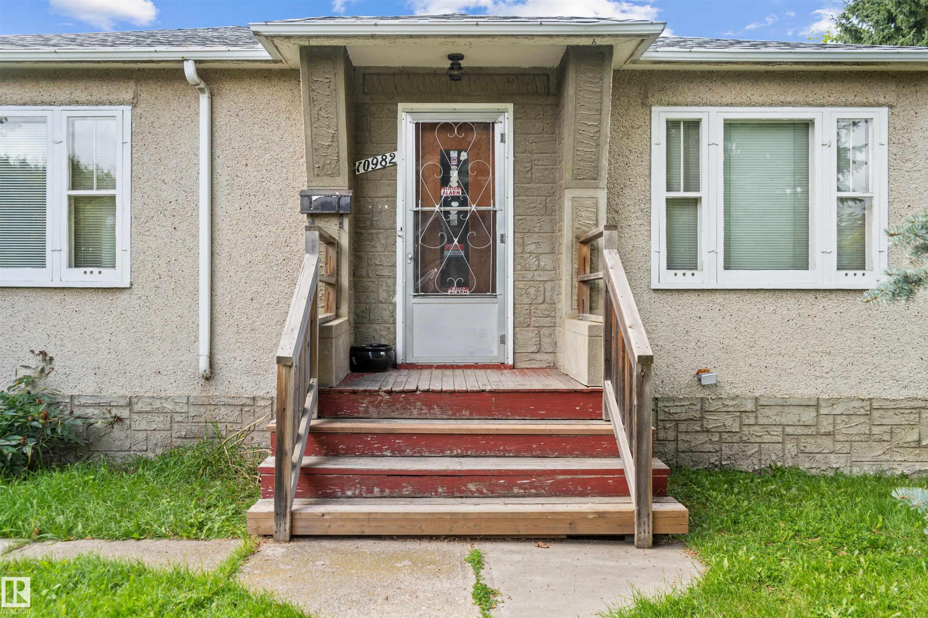 10982 117 Street Nw, Edmonton, AB