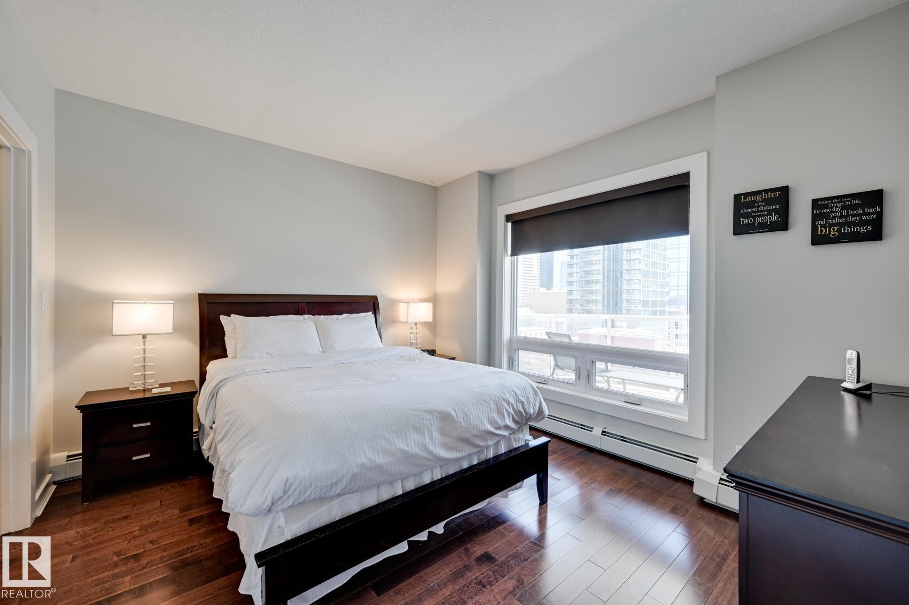 #802 10152 104 St Nw, Edmonton, AB