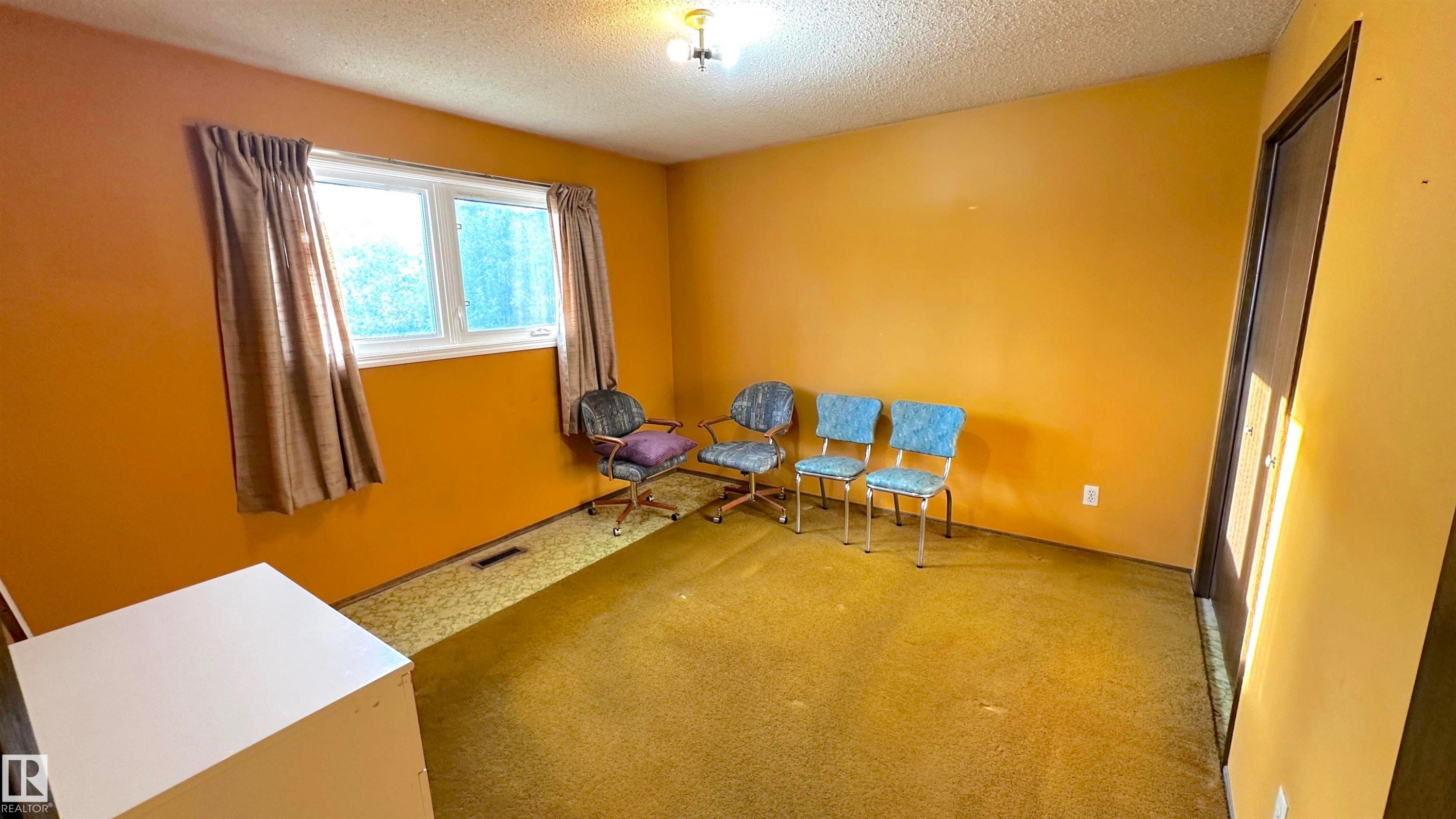 4128 110 Street Nw, Edmonton, AB