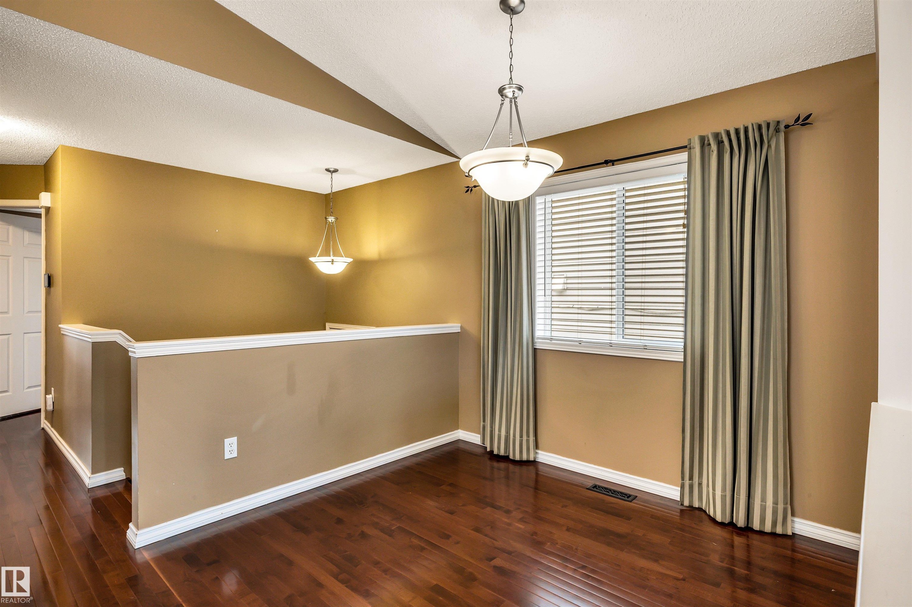 4435 152 Avenue Nw, Edmonton, AB
