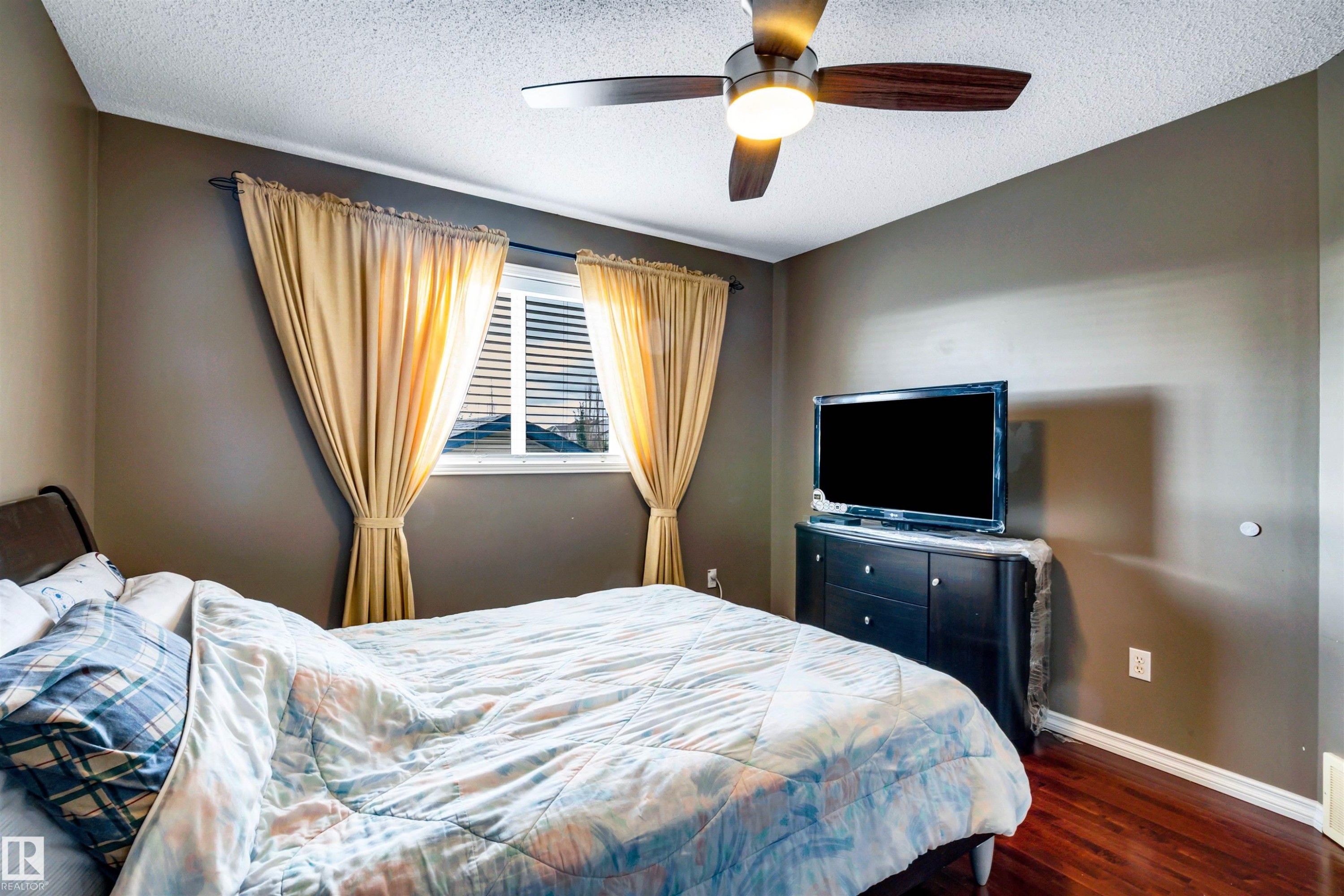 4435 152 Avenue Nw, Edmonton, AB