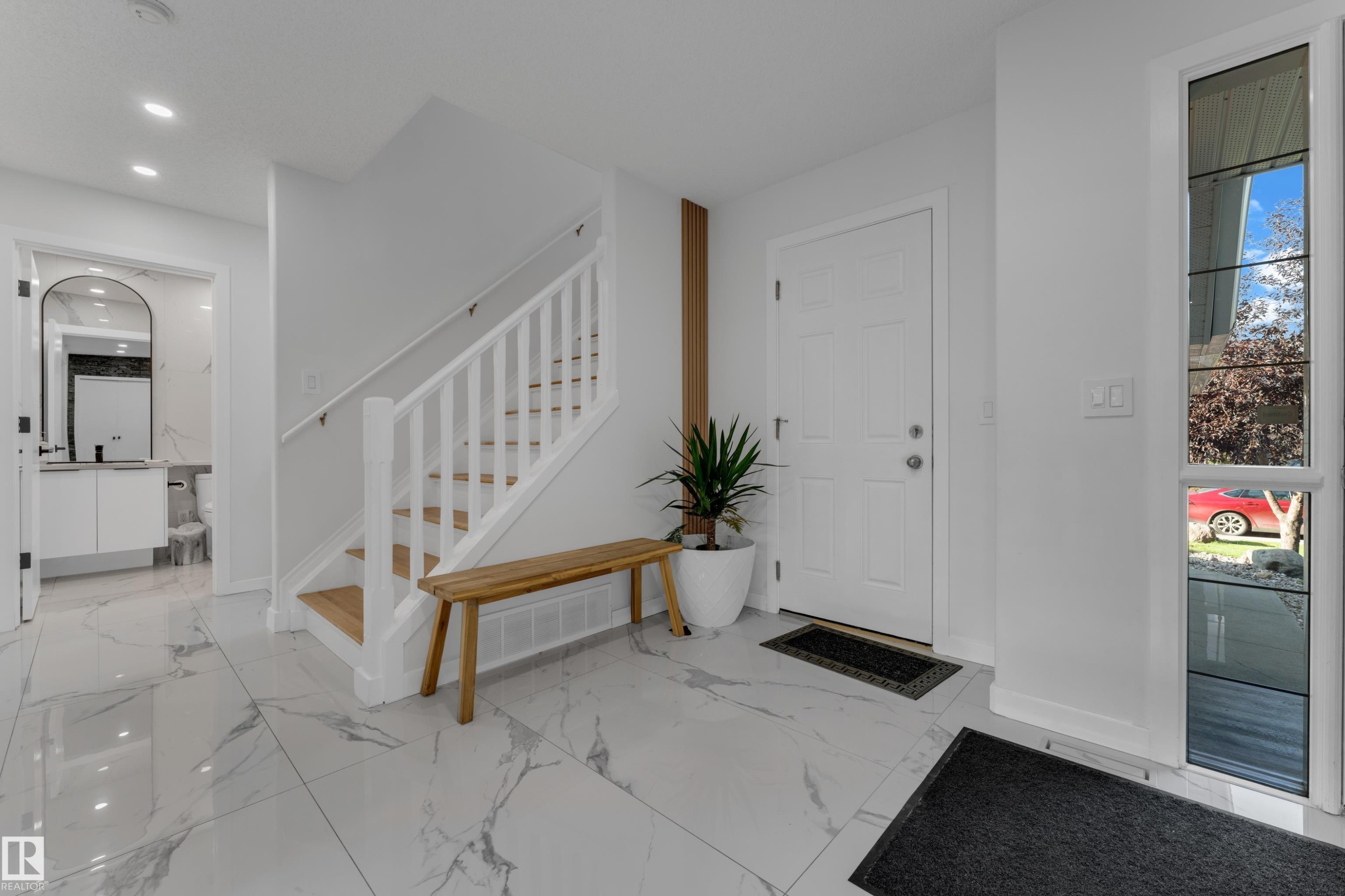 3135 24 Avenue Nw, Edmonton, AB