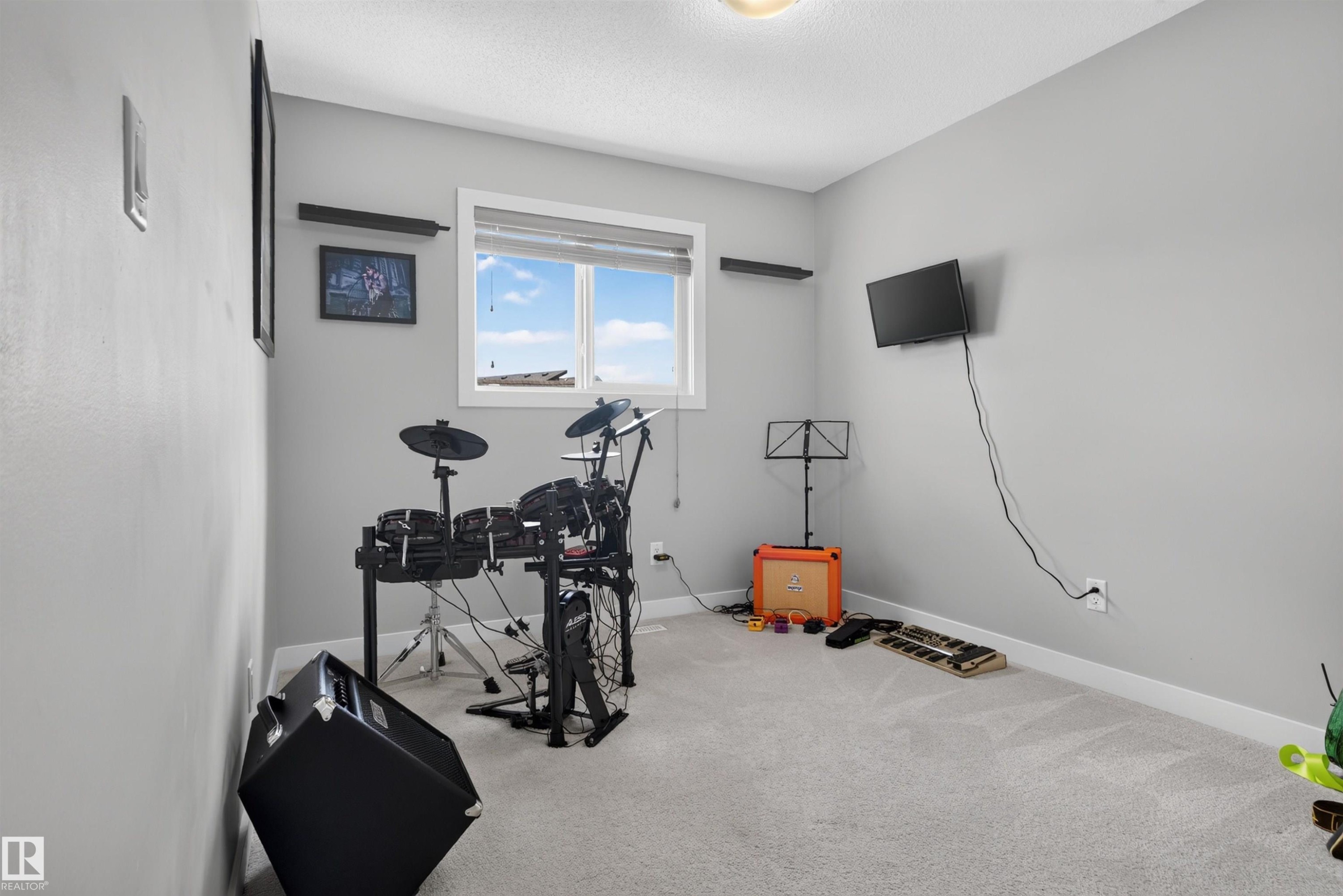 Additional content - 319 Desrochers Boulevard Sw, Edmonton, AB
