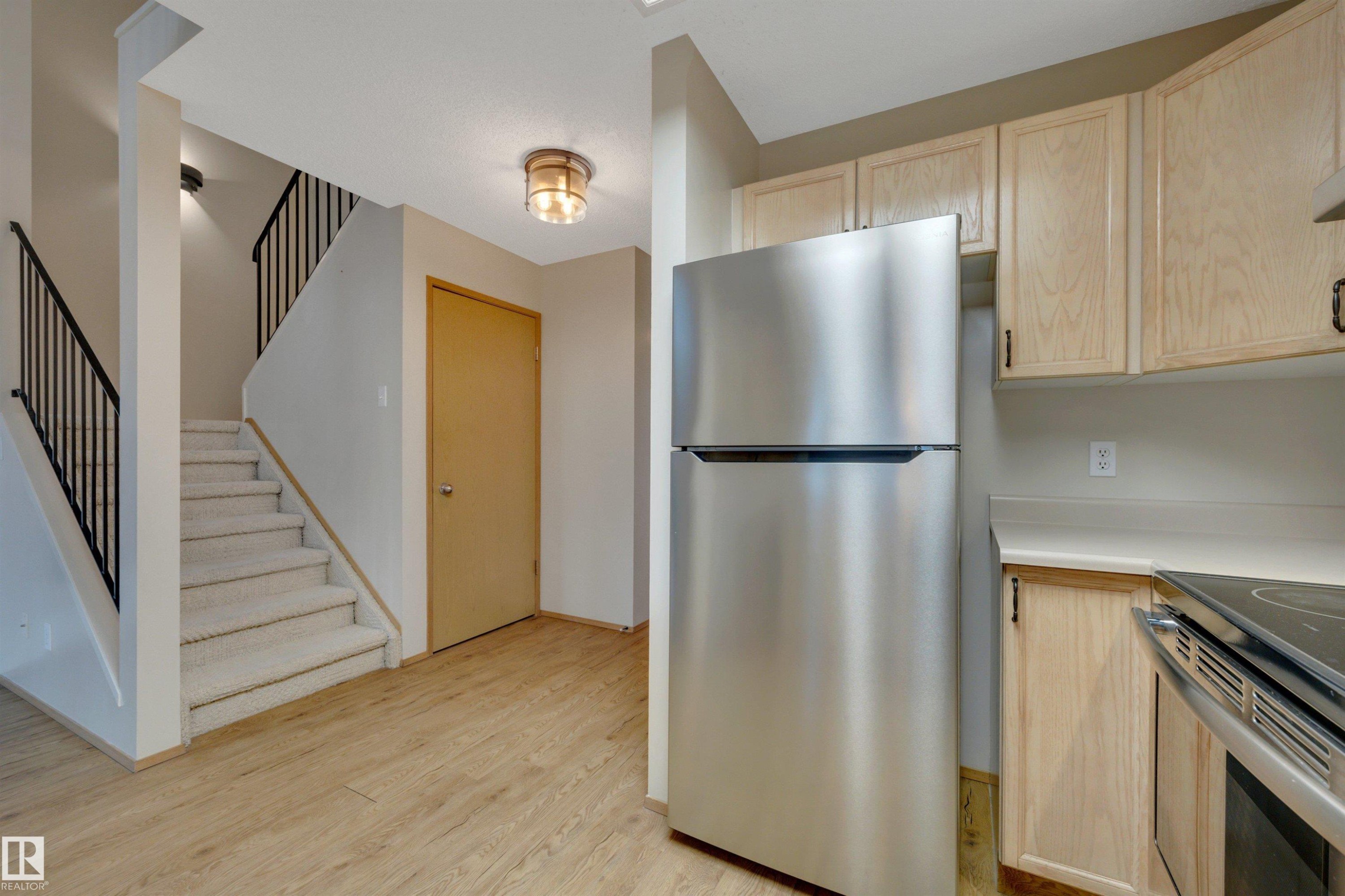 7557 188 Street Nw, Edmonton, AB