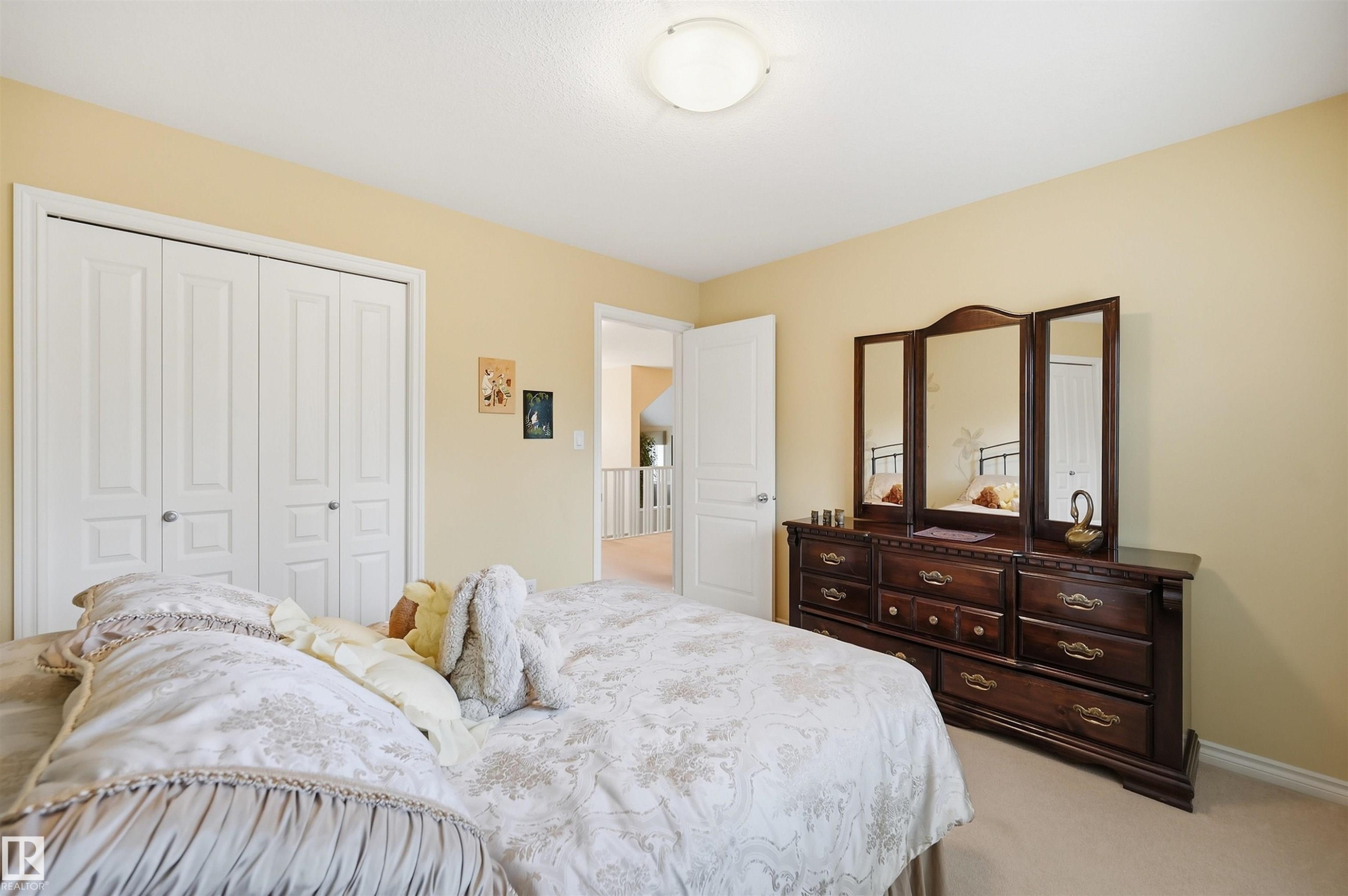 1406 Thorogood Lane Nw, Edmonton, AB