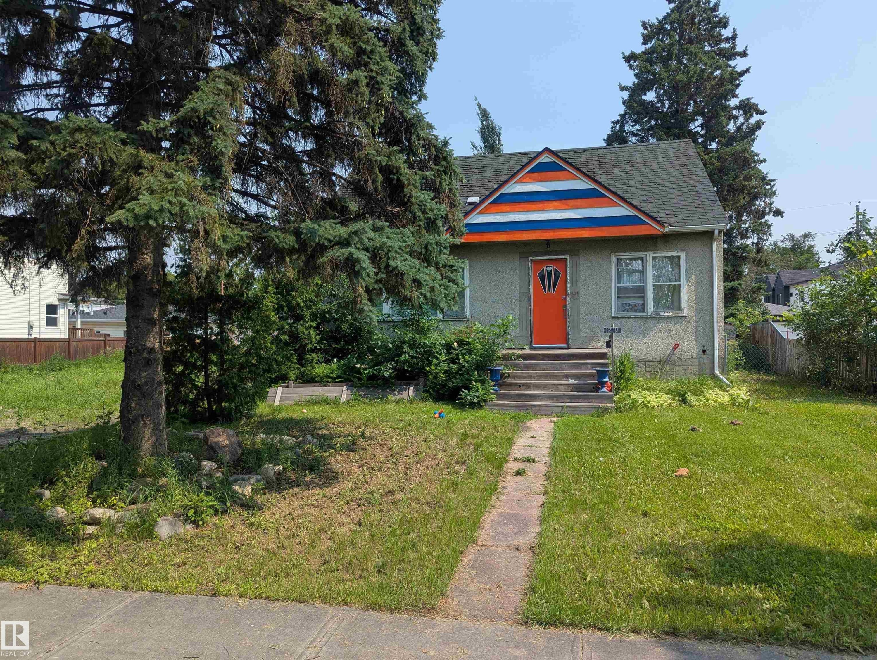12119 123 Street Nw, Edmonton, AB - Outdoor
