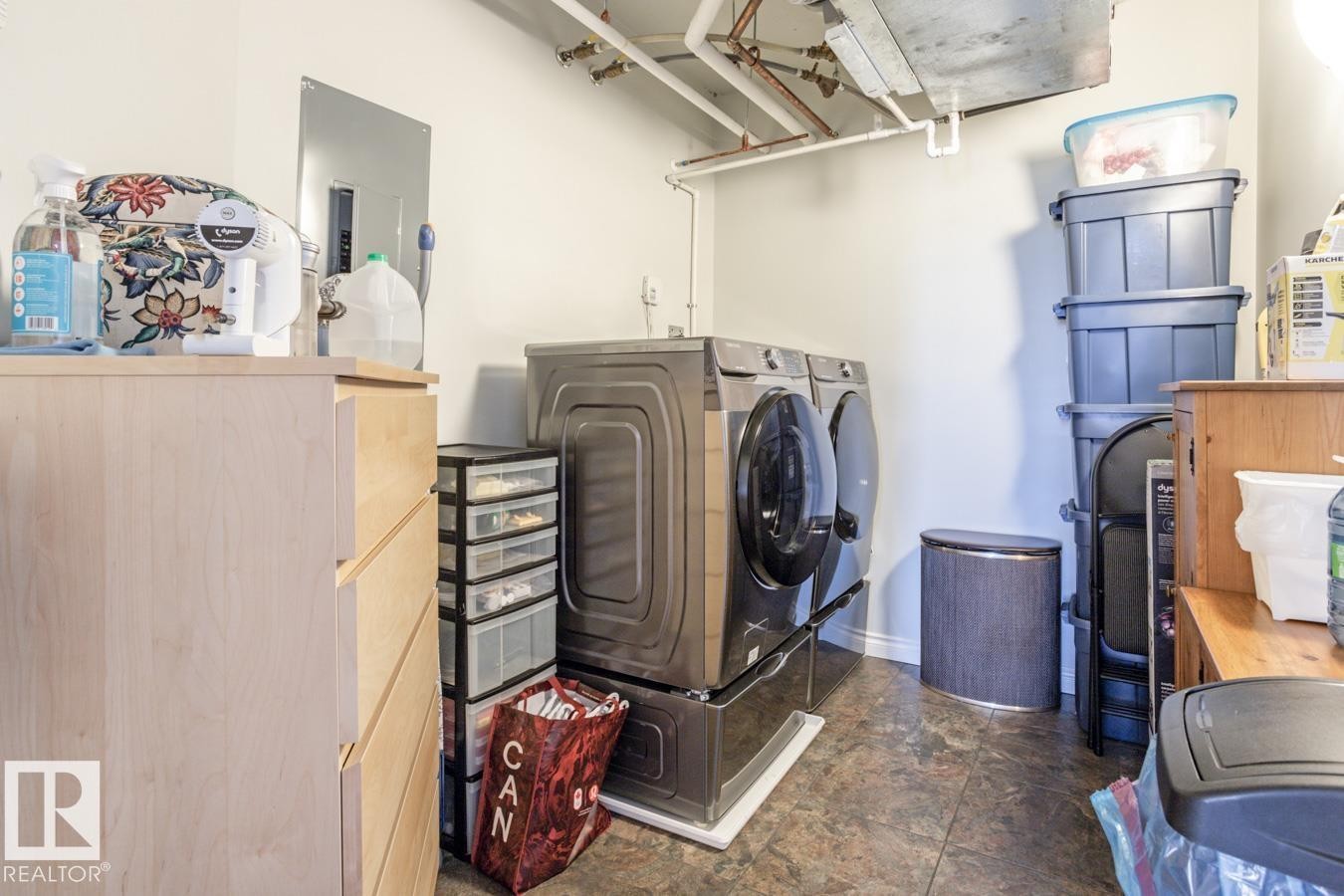 #1103 9020 Jasper Av Nw, Edmonton, AB - Indoor Photo Showing Laundry Room