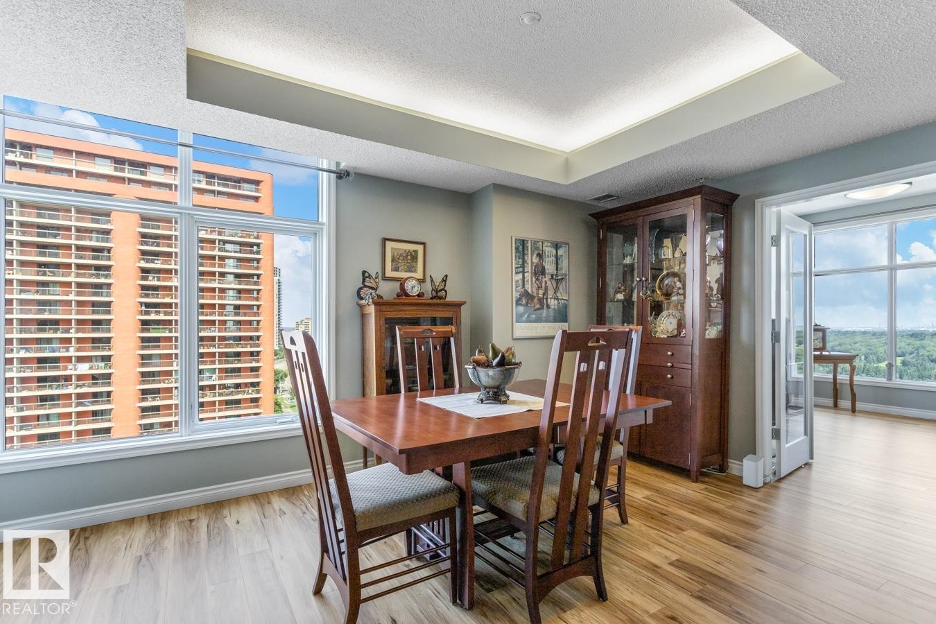 #1103 9020 Jasper Av Nw, Edmonton, AB - Indoor Photo Showing Dining Room