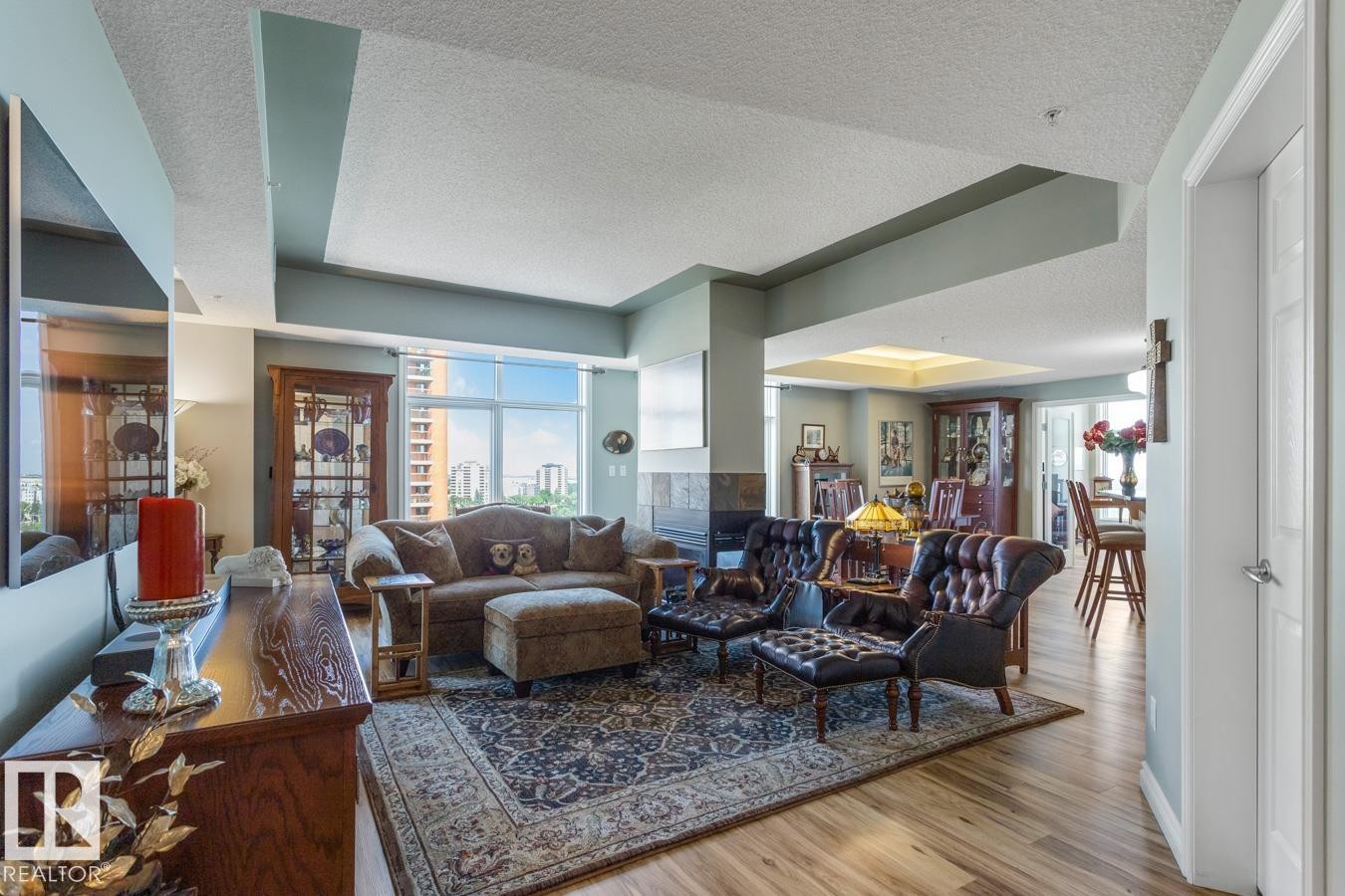 #1103 9020 Jasper Av Nw, Edmonton, AB - Indoor Photo Showing Living Room