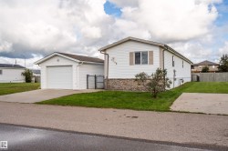 4508 Labrador Road Cold Lake, AB T9M 0C6