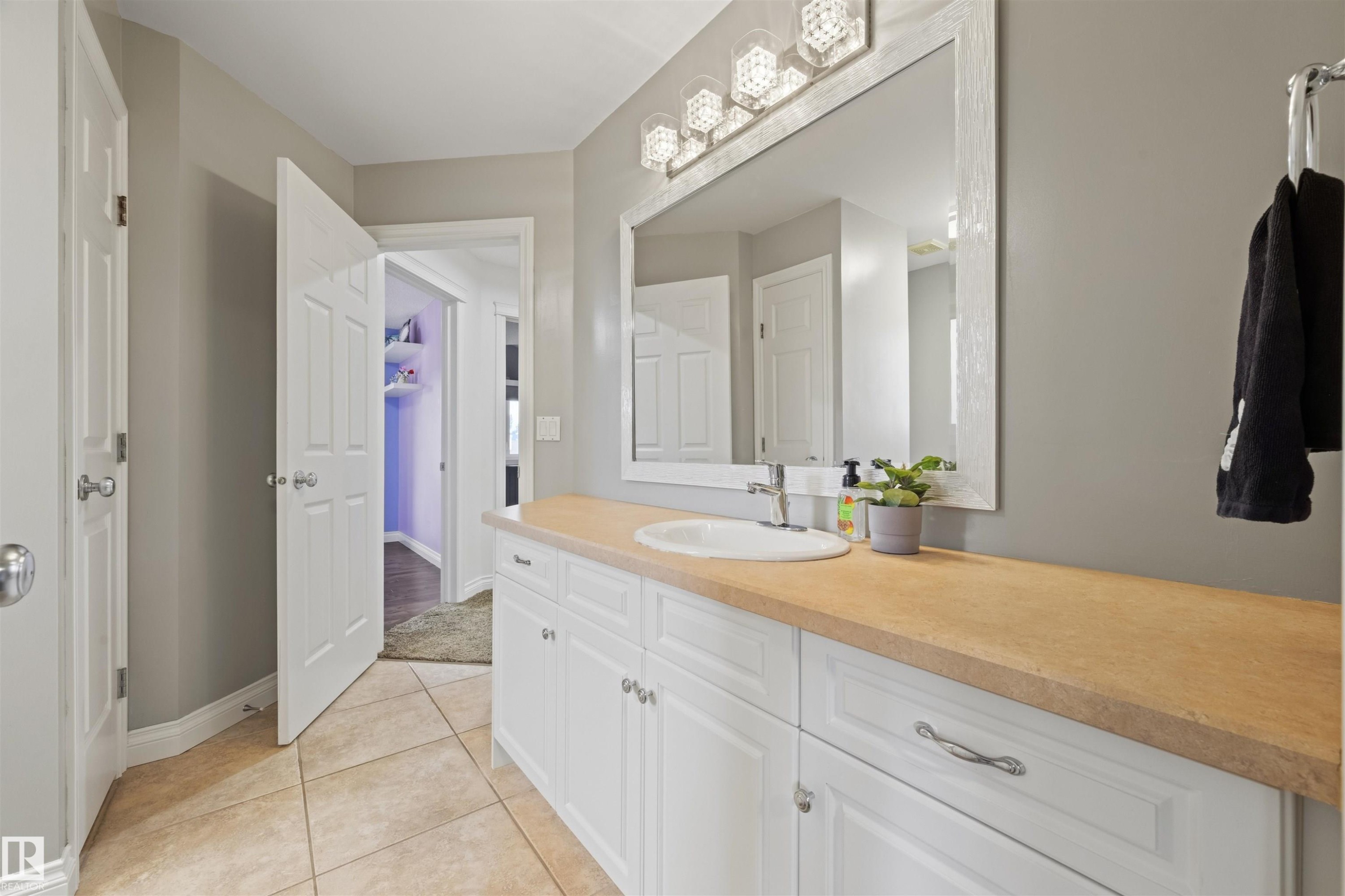 745 Todd Landing Nw, Edmonton, AB