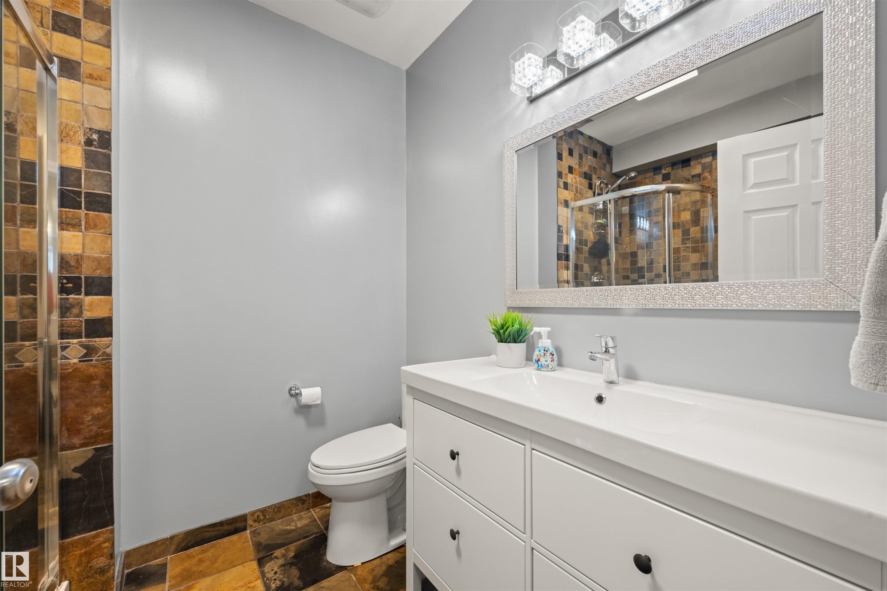 745 Todd Landing Nw, Edmonton, AB