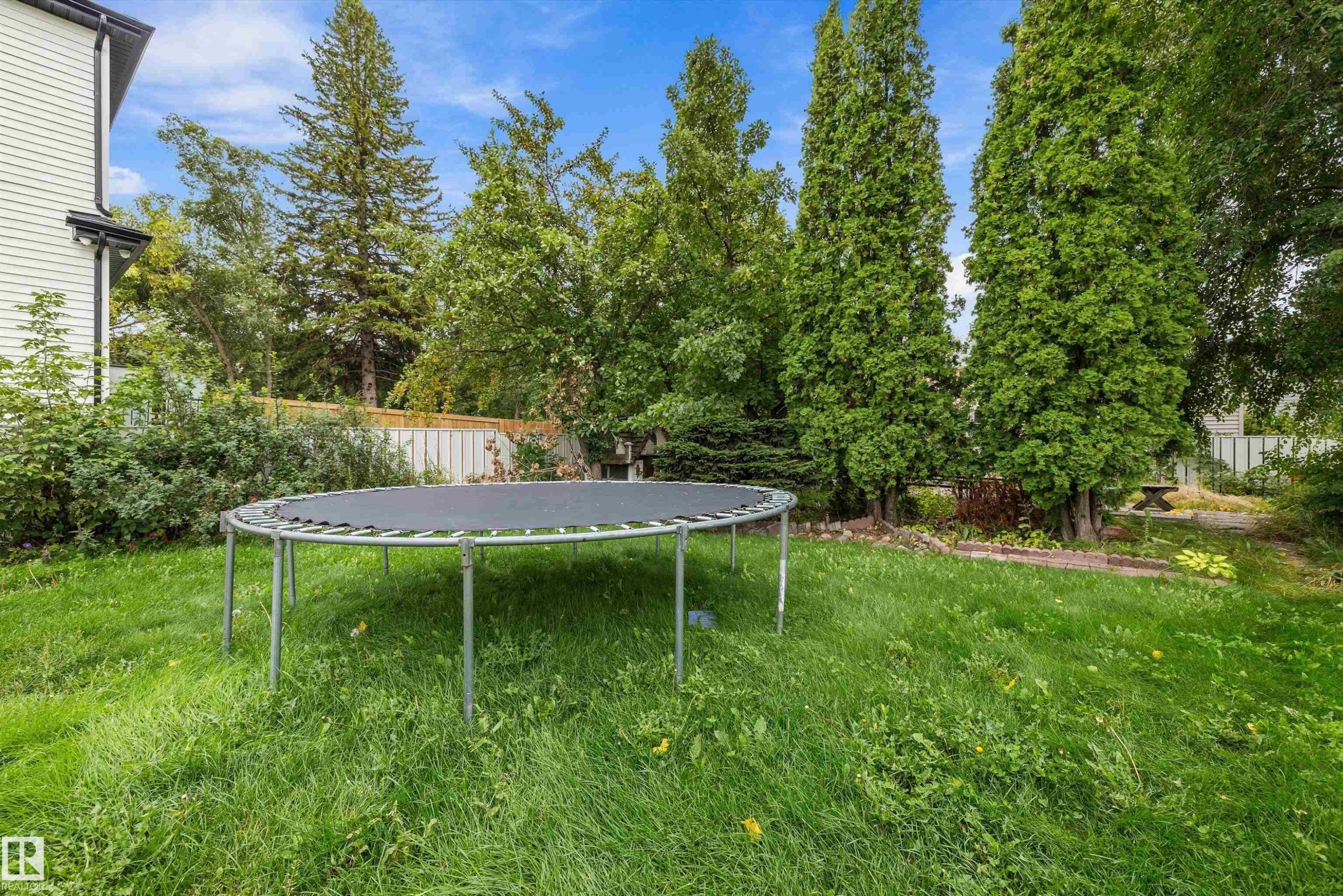 Additional content - 10621 60A Avenue Nw, Edmonton, AB