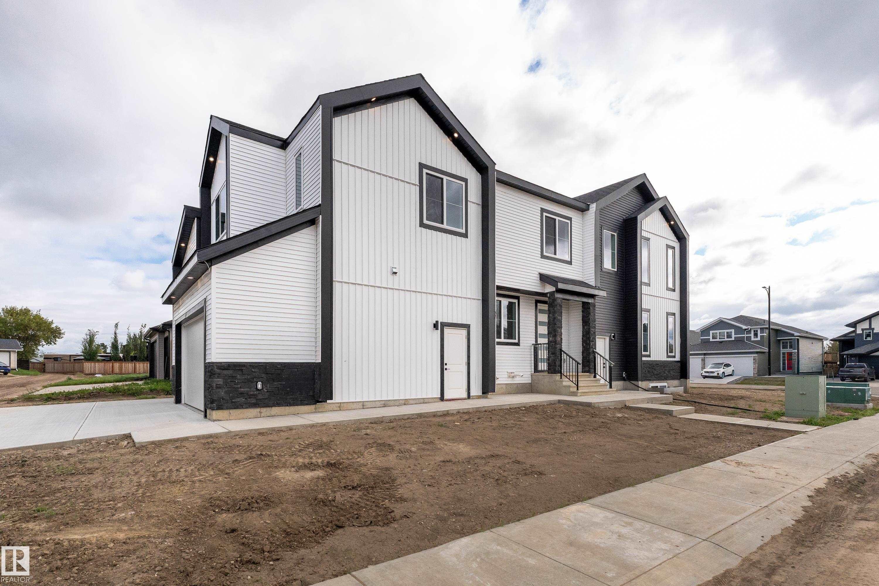 84 Maple Crescent, Gibbons, AB