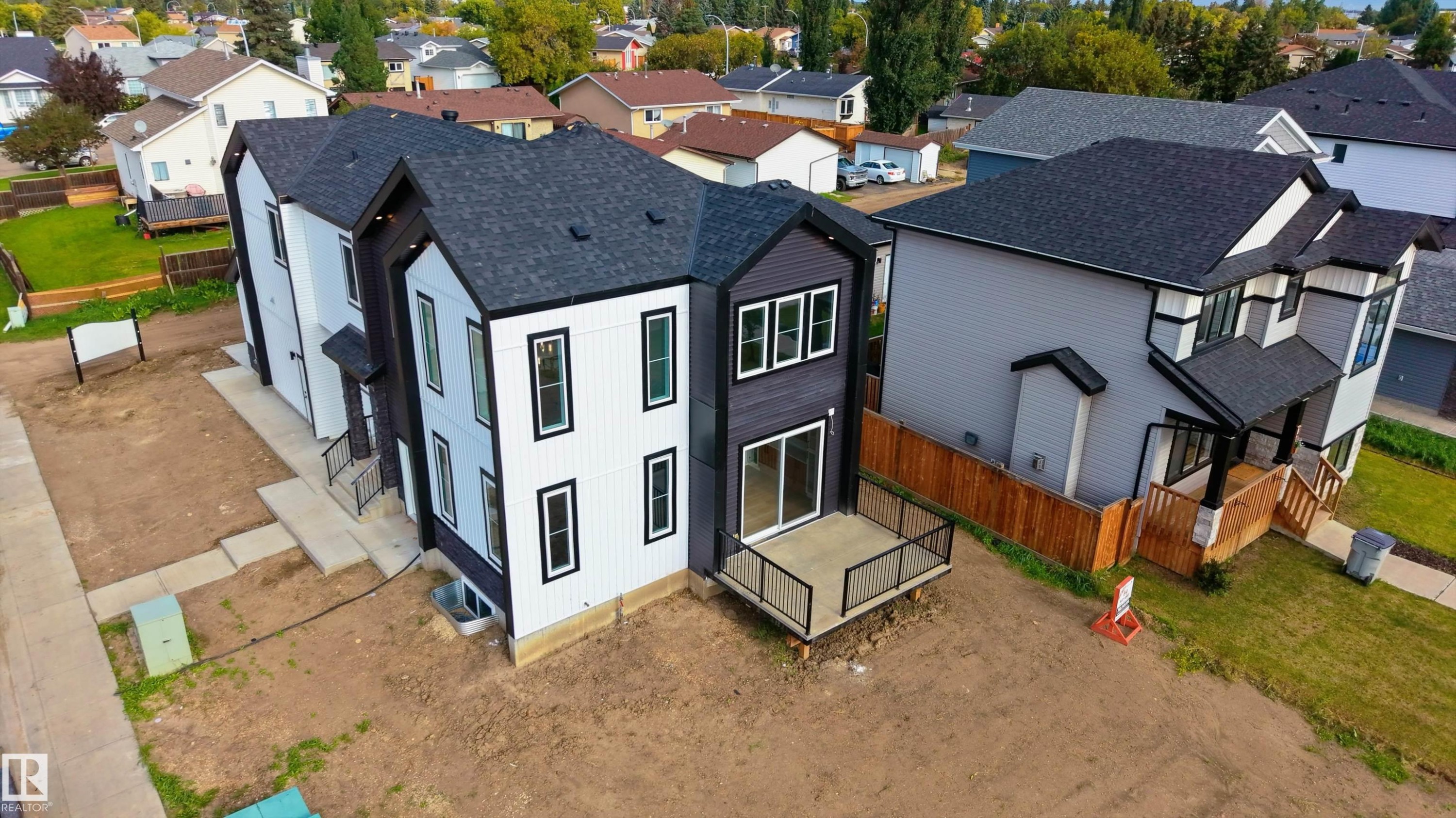 84 Maple Crescent, Gibbons, AB