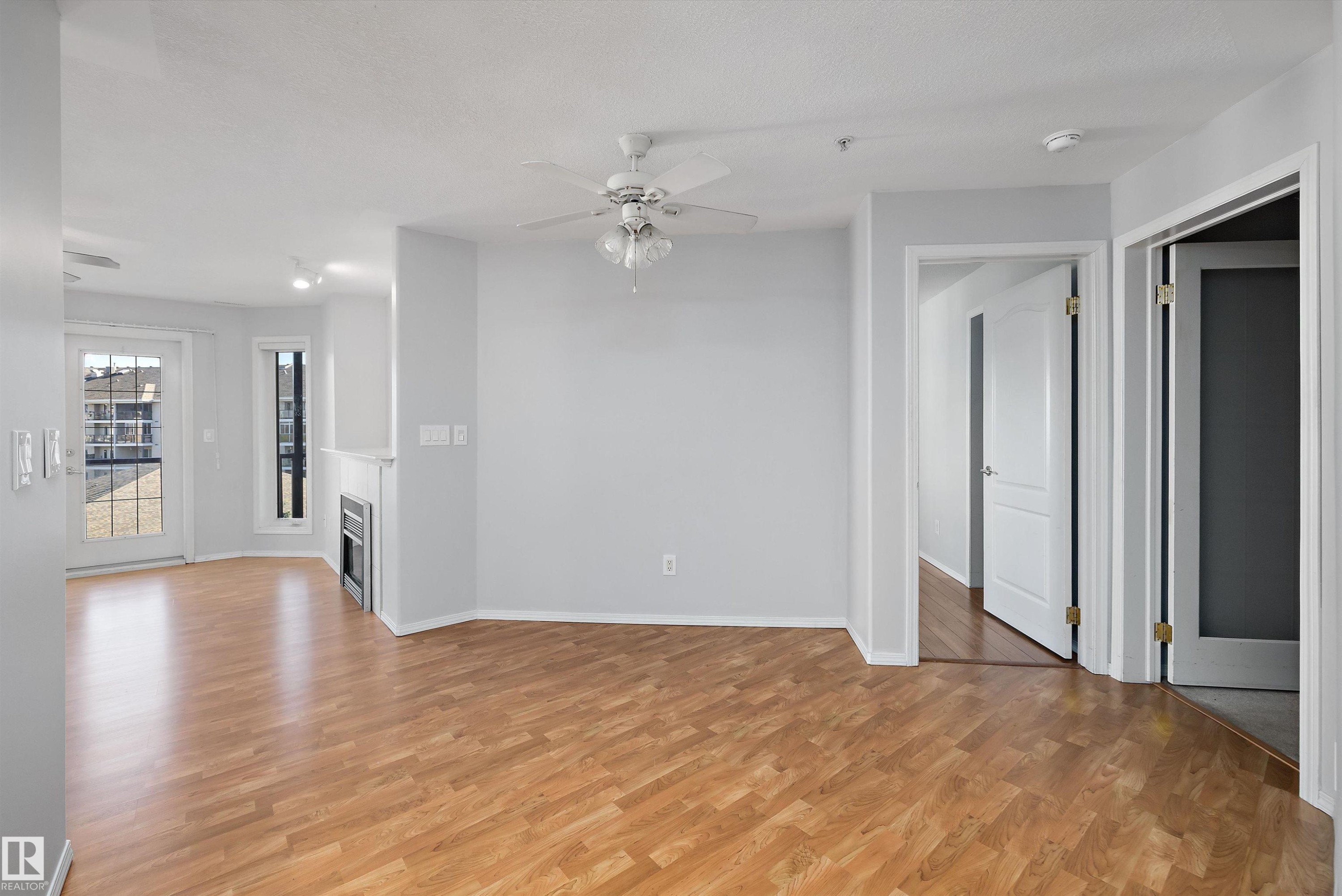 #401 237 Youville Dr E Nw, Edmonton, AB