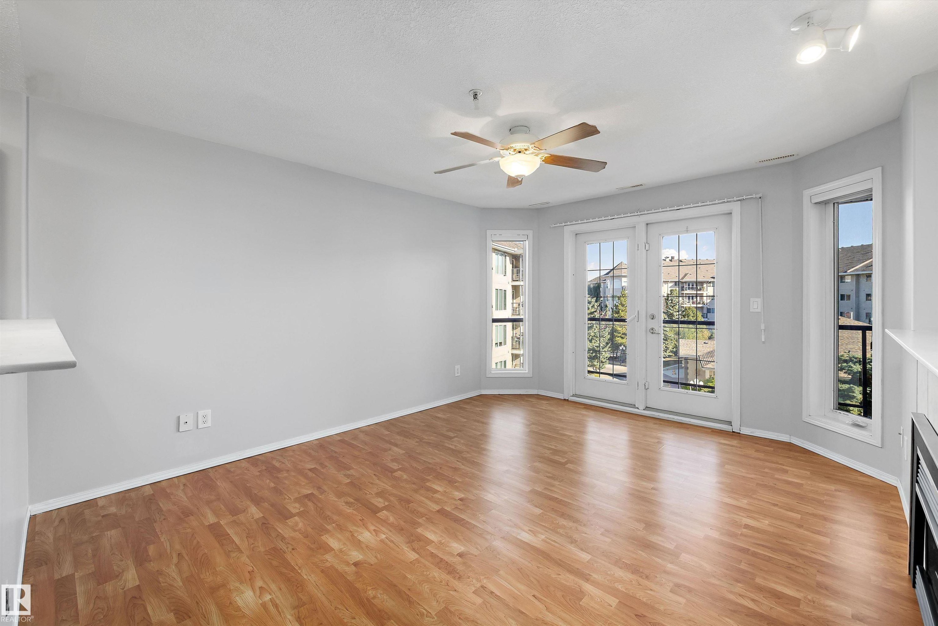 #401 237 Youville Dr E Nw, Edmonton, AB