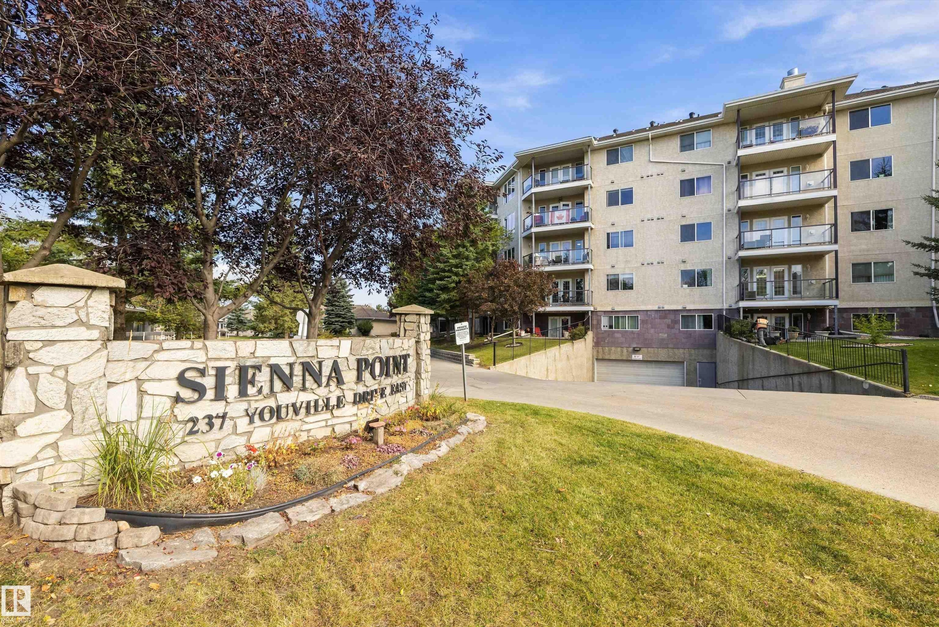 #401 237 Youville Dr E Nw, Edmonton, AB