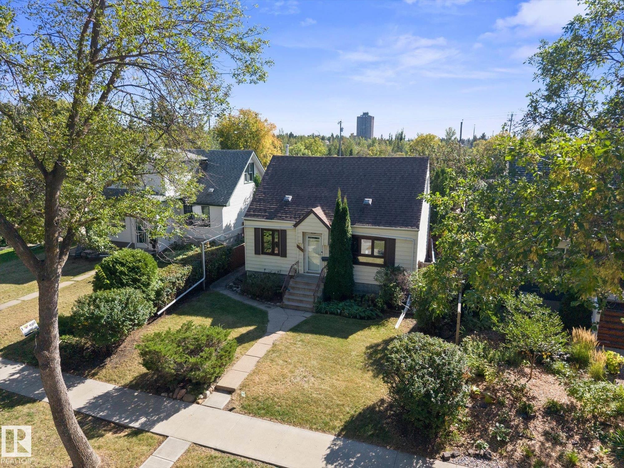 11119 62 Avenue Nw, Edmonton, AB