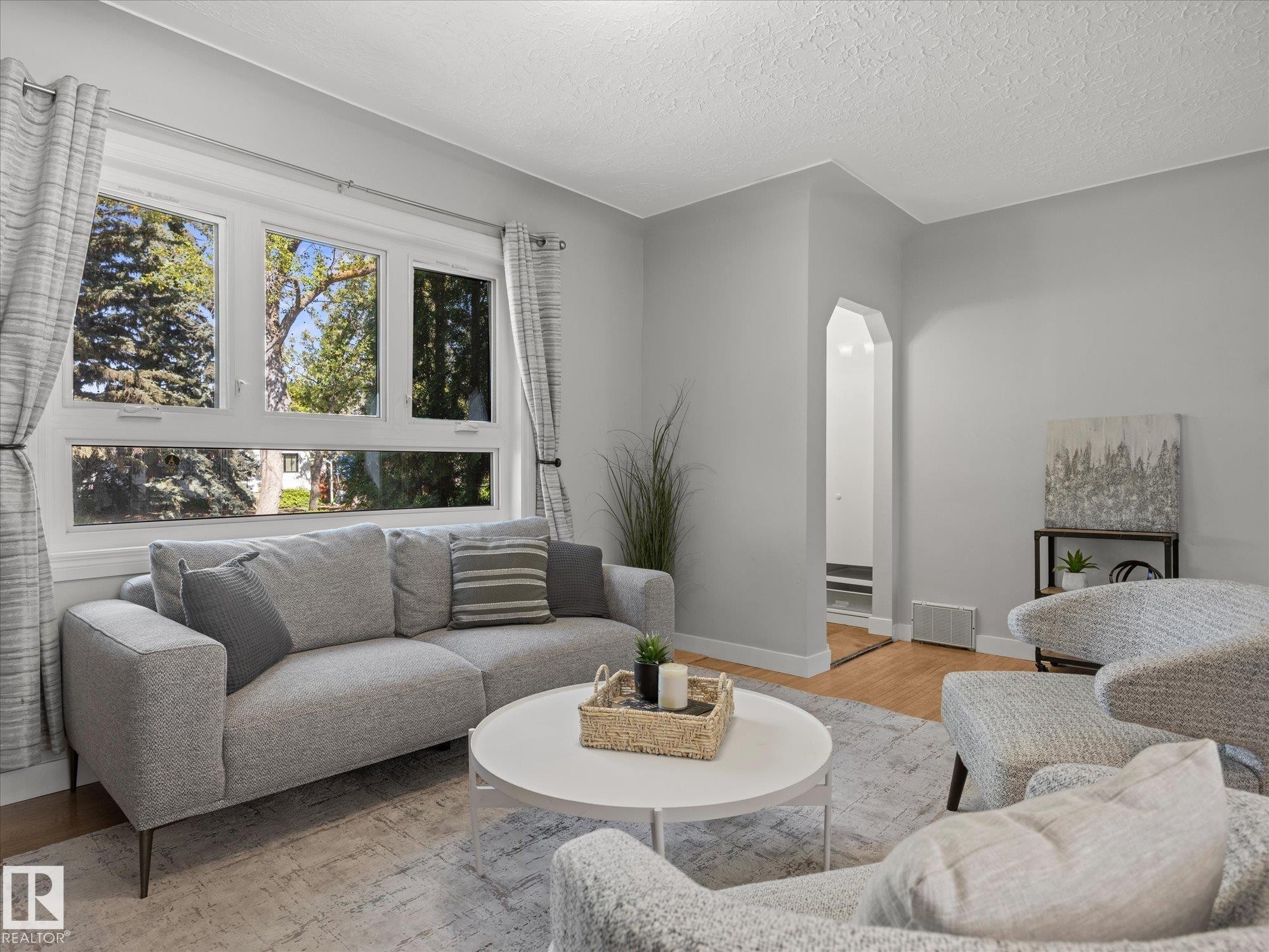 11119 62 Avenue Nw, Edmonton, AB