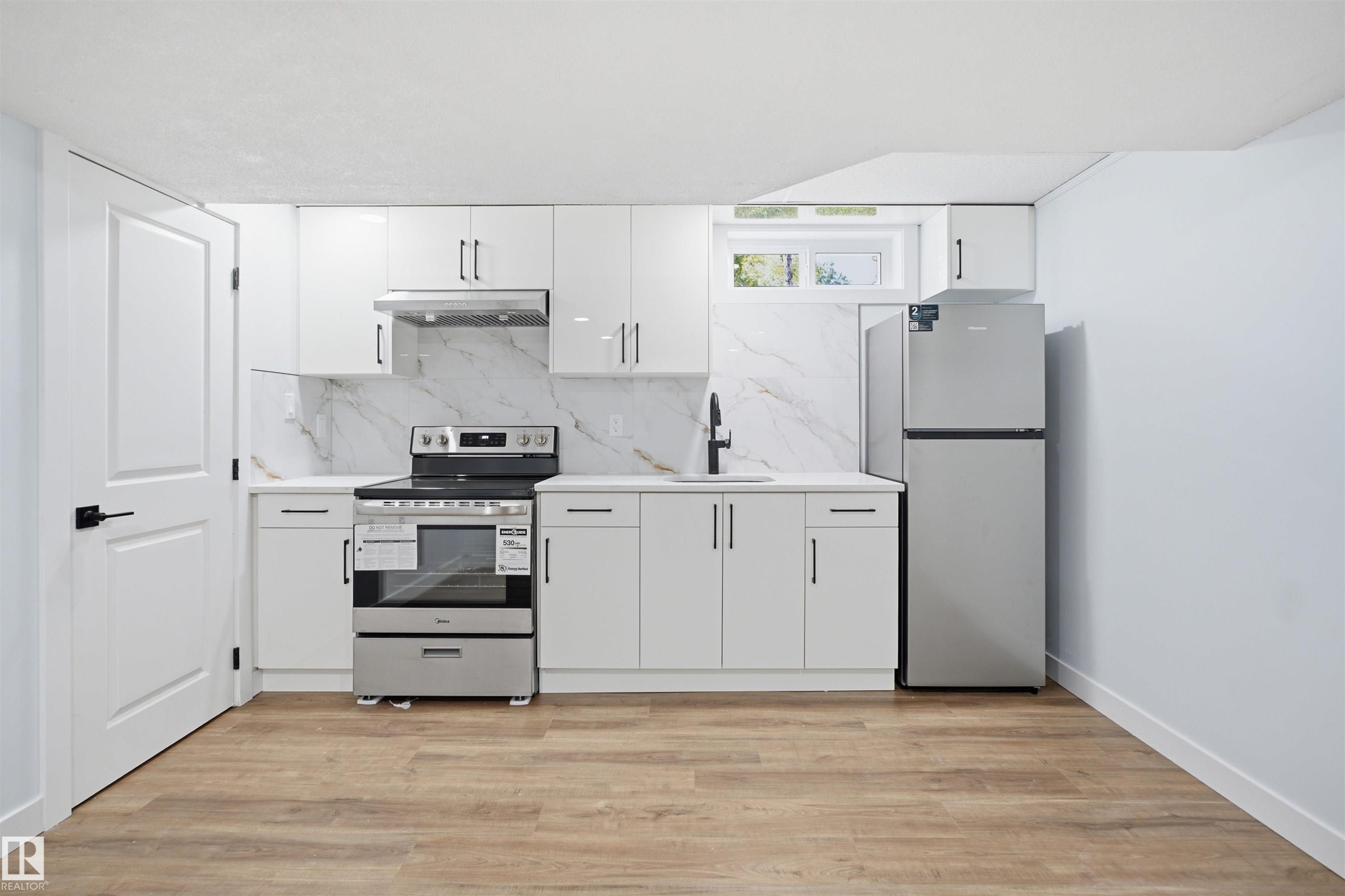 1720 49A Street Nw, Edmonton, AB